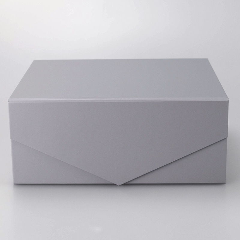 Magnetic gift box 17