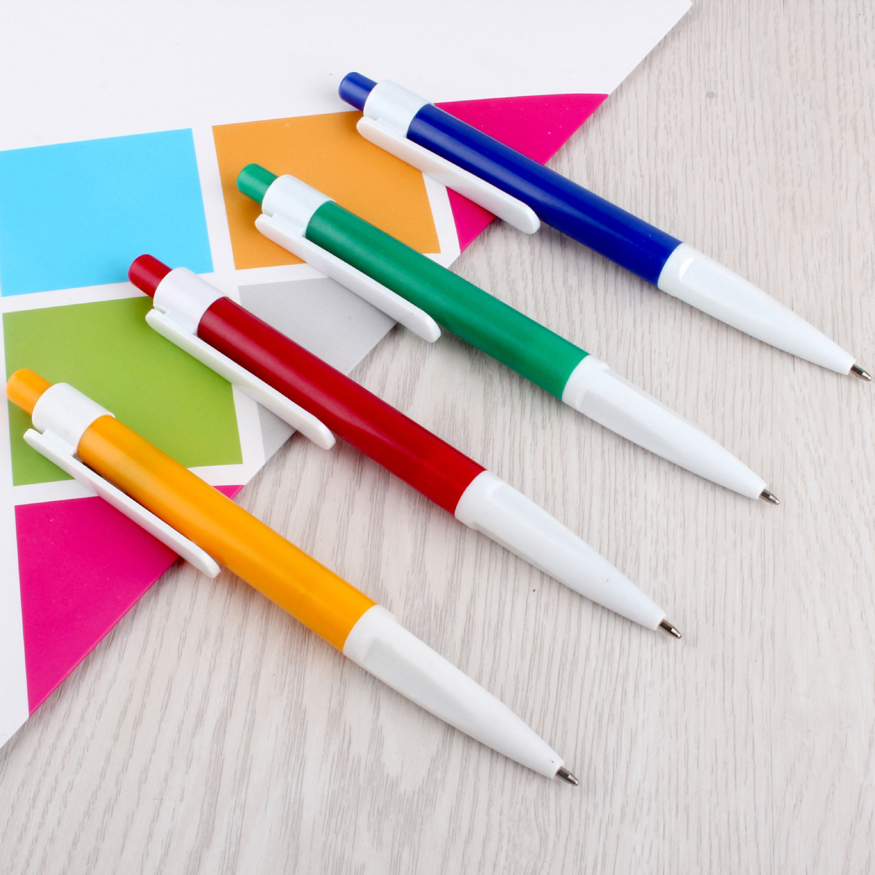 Portable Plastic Ball-Point Pen 3