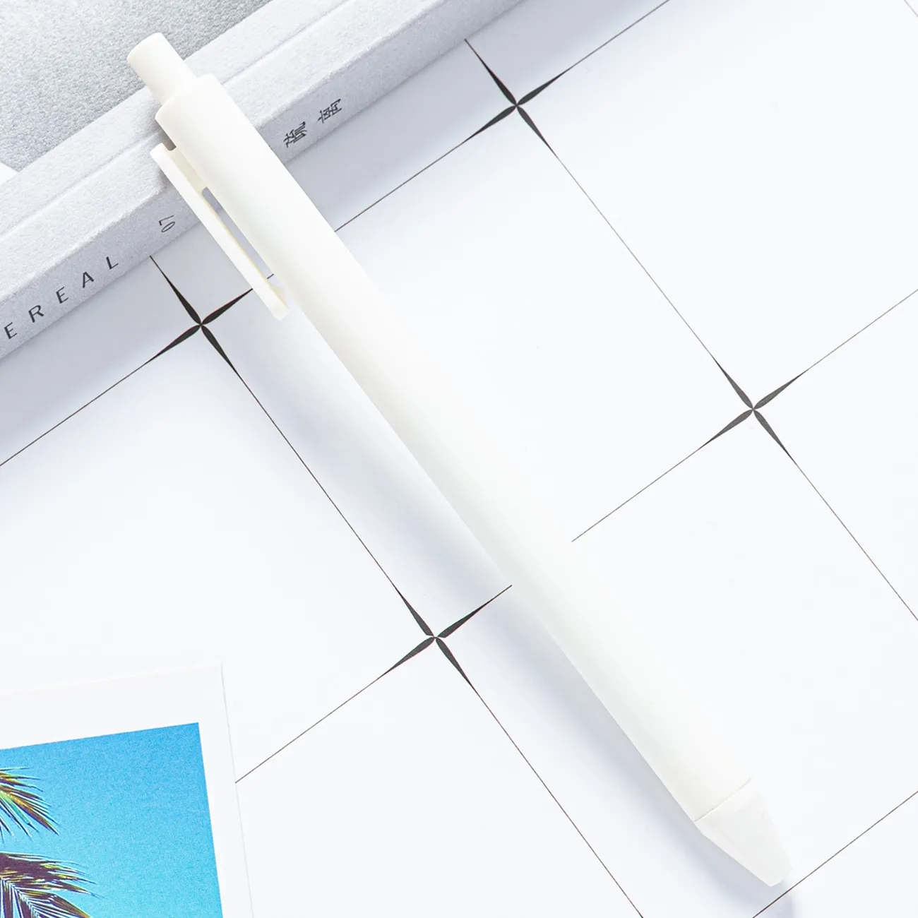 The plastic pen 3