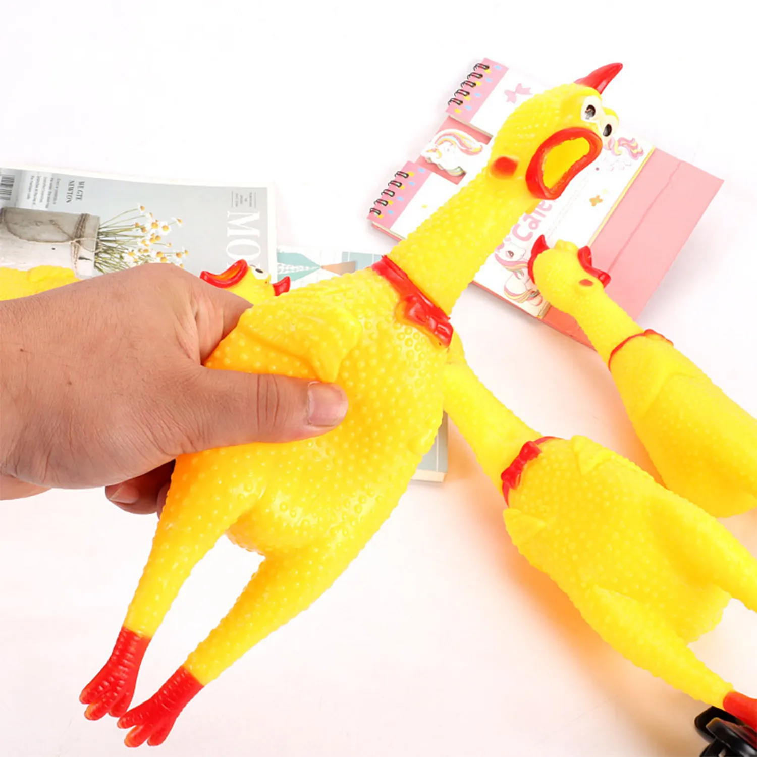 31cm medium screaming chicken 1