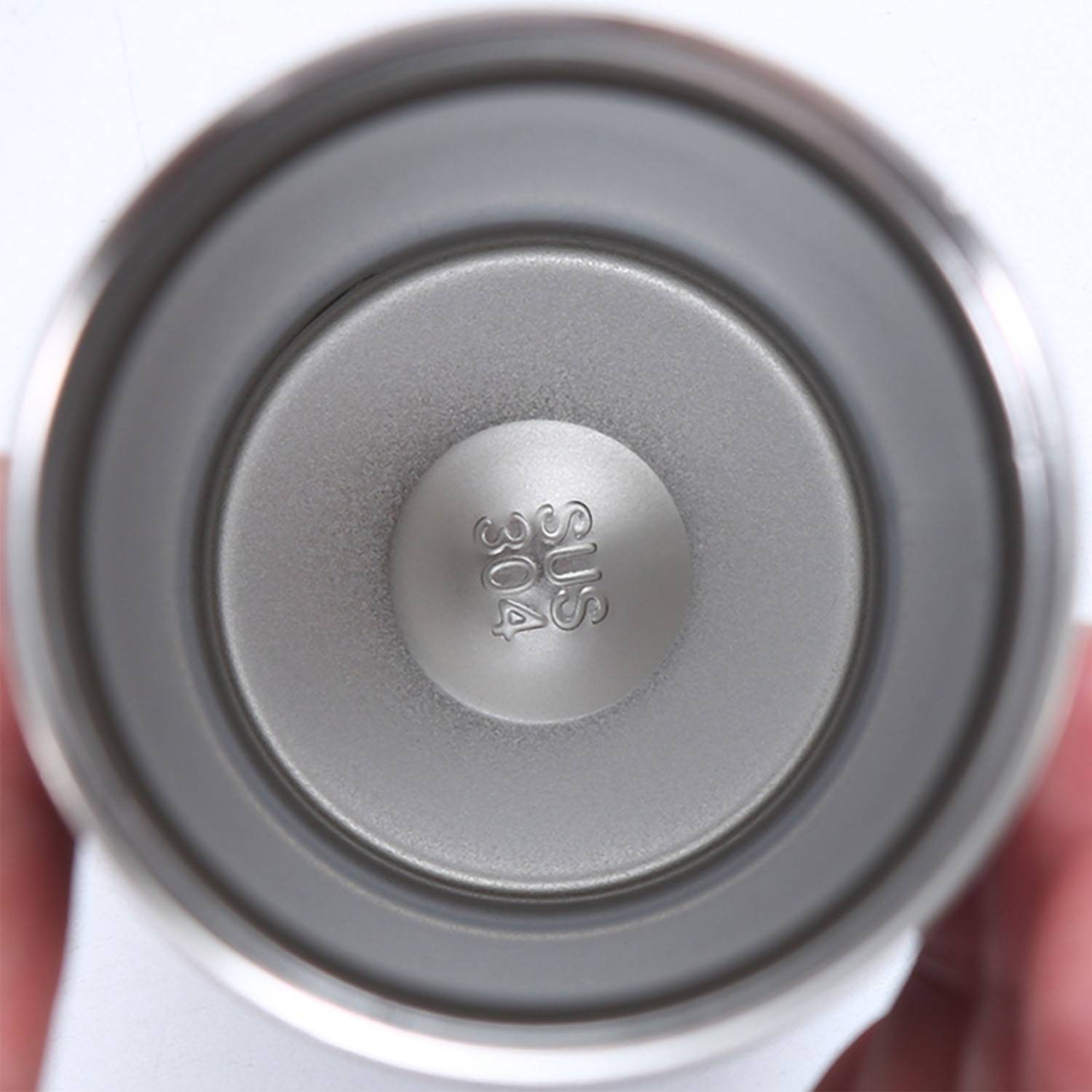 17.6oz stainless steel portable insulated cup 1