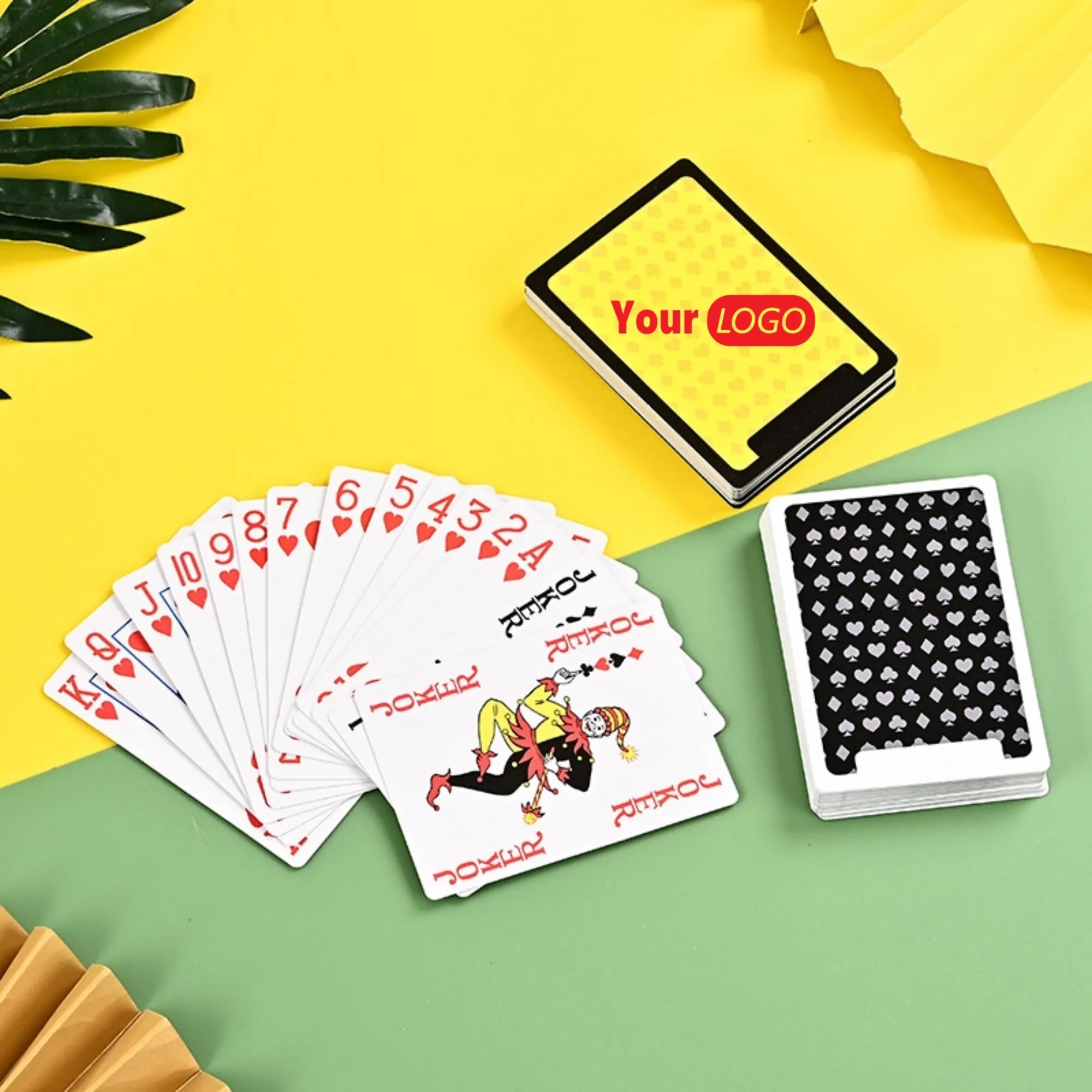 MOQ 500 PCS Personalized Logo Poker Playing Crads Standard 7