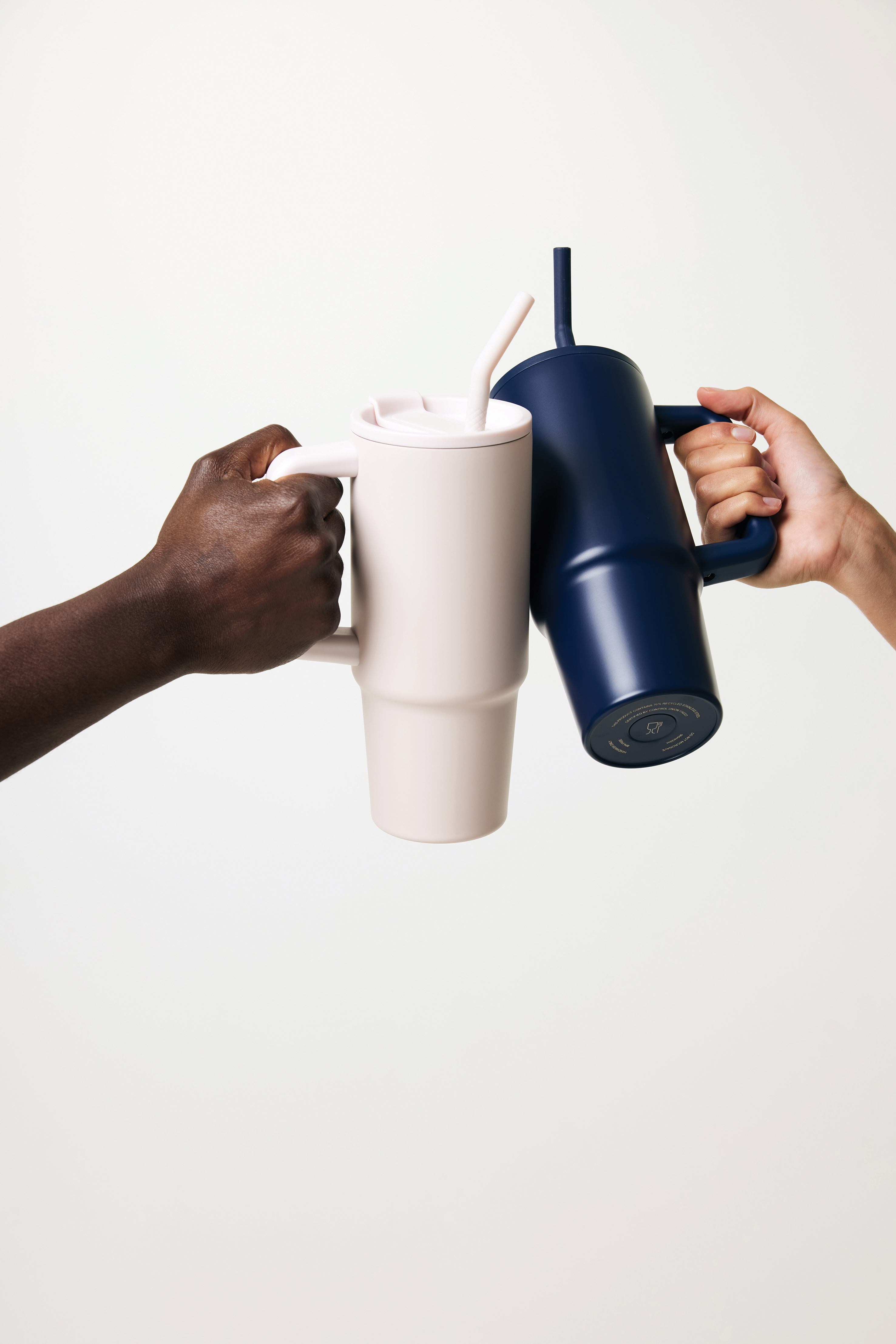 Embrace Deluxe Recycled Stainless Steel Tumbler 900ml 13