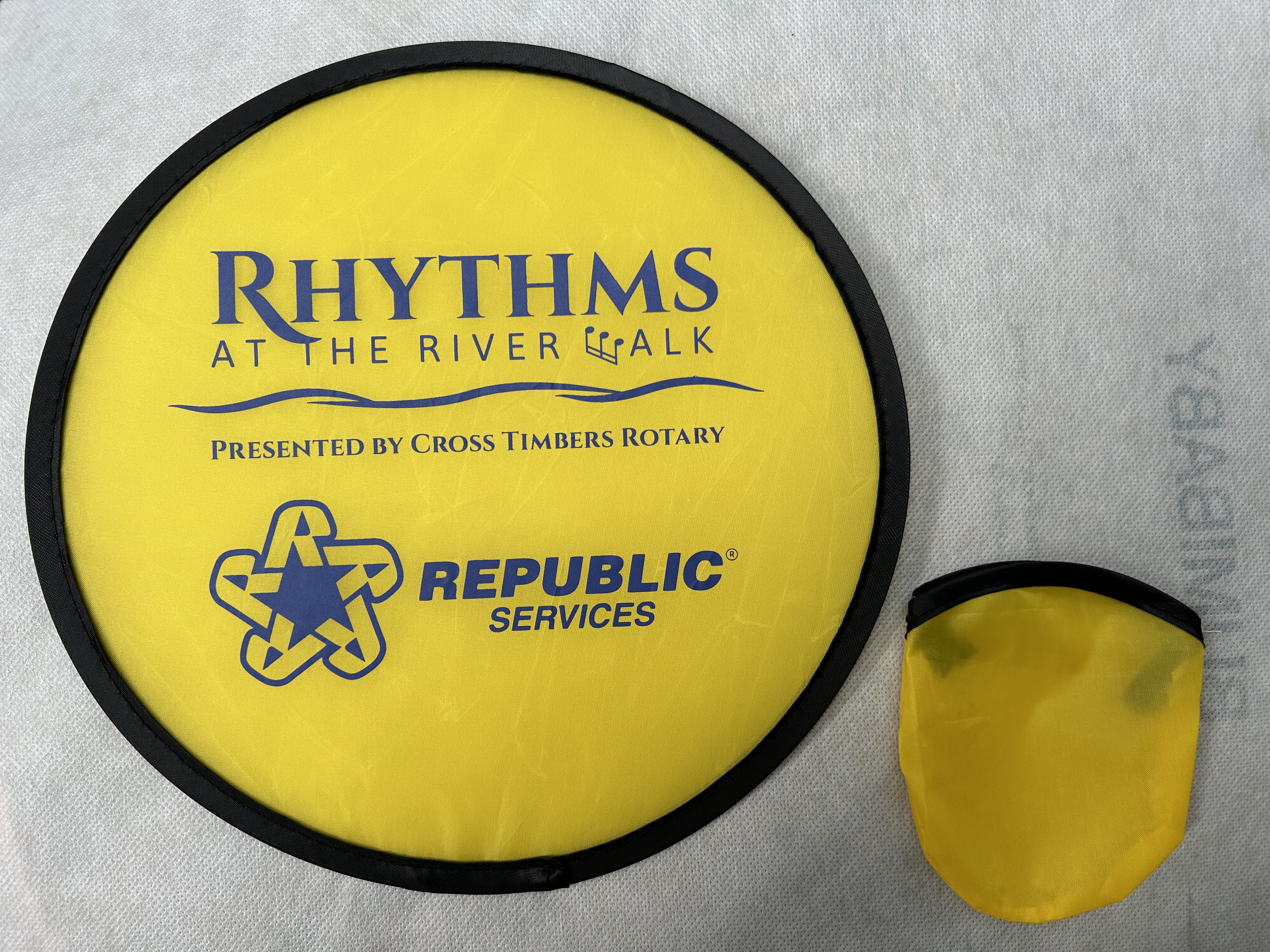 Folding Flying Disc / Fan 2