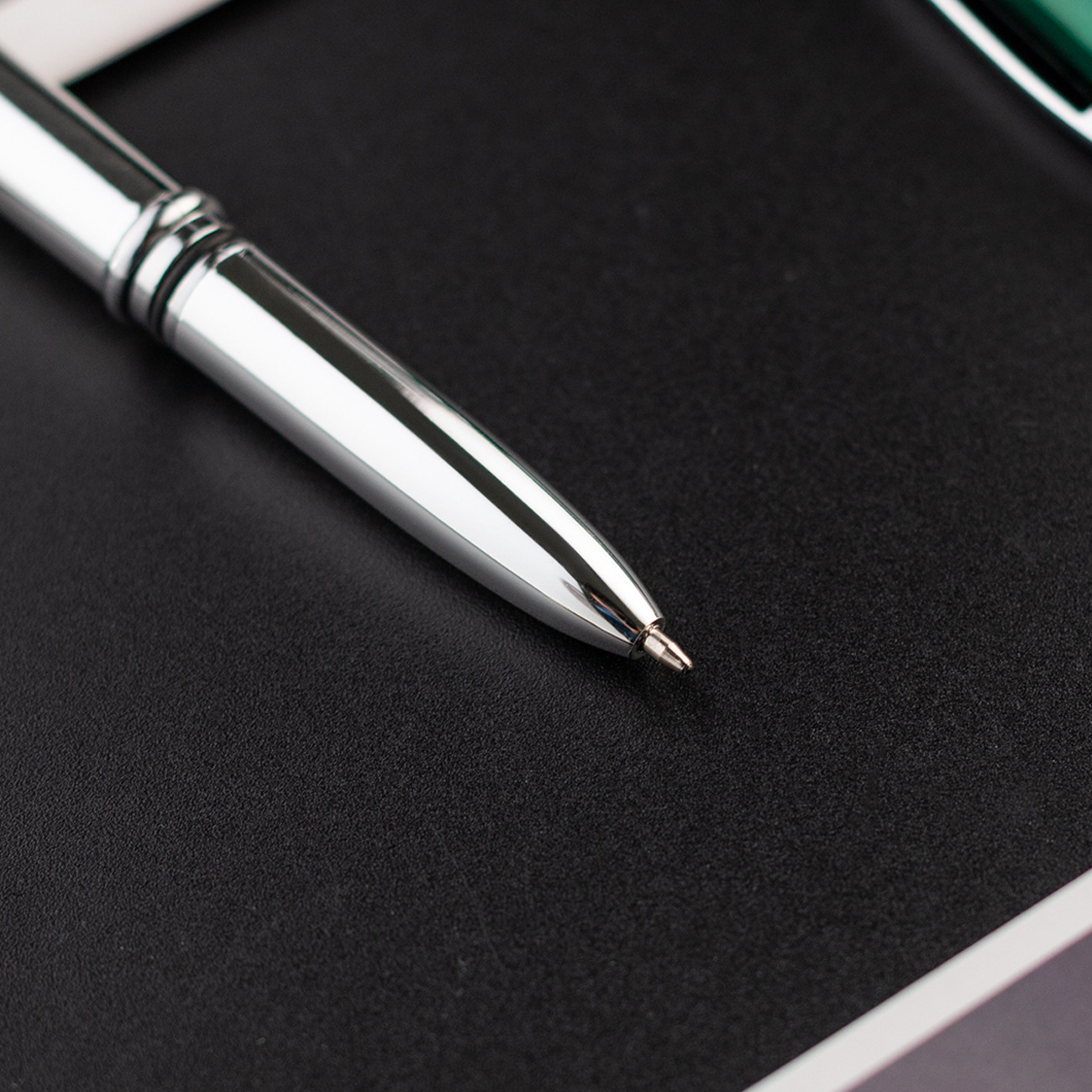 Multi-Function Capacitive Pen with LED Flashlight 4