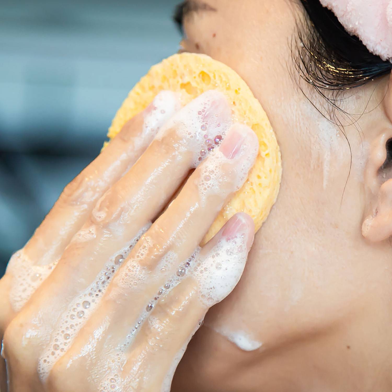 Soft Compressed Facial Sponges 7