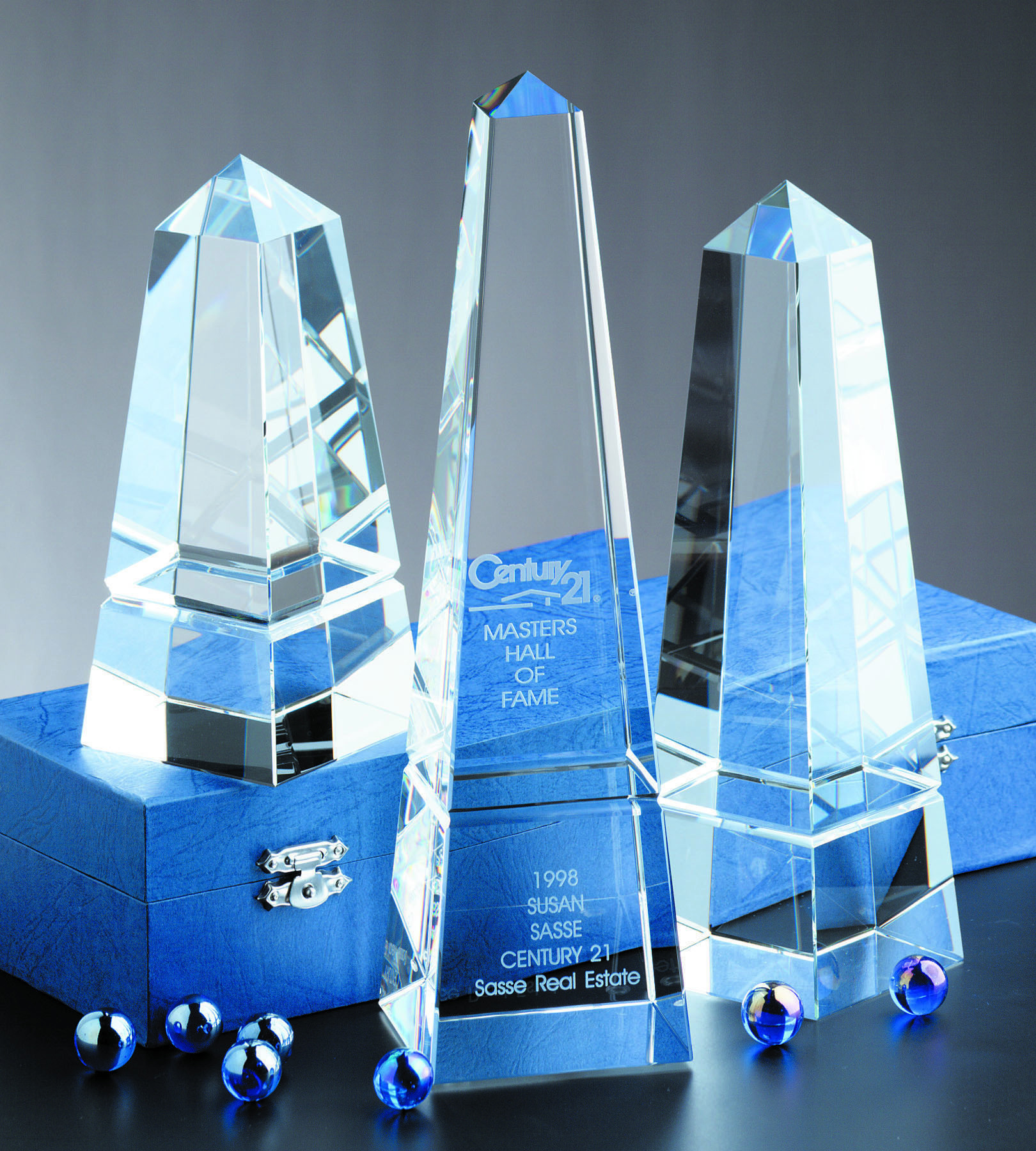 12" Crystal Grooved Obelisk Award 2