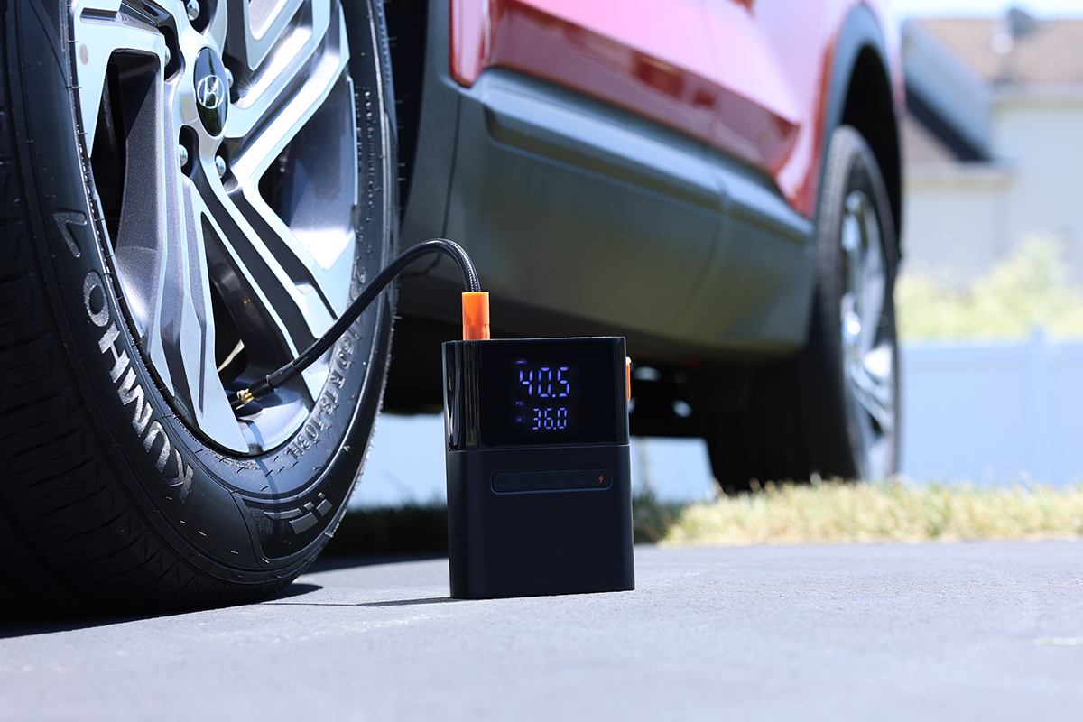 100W Jump Starter/Tire Inflator 34