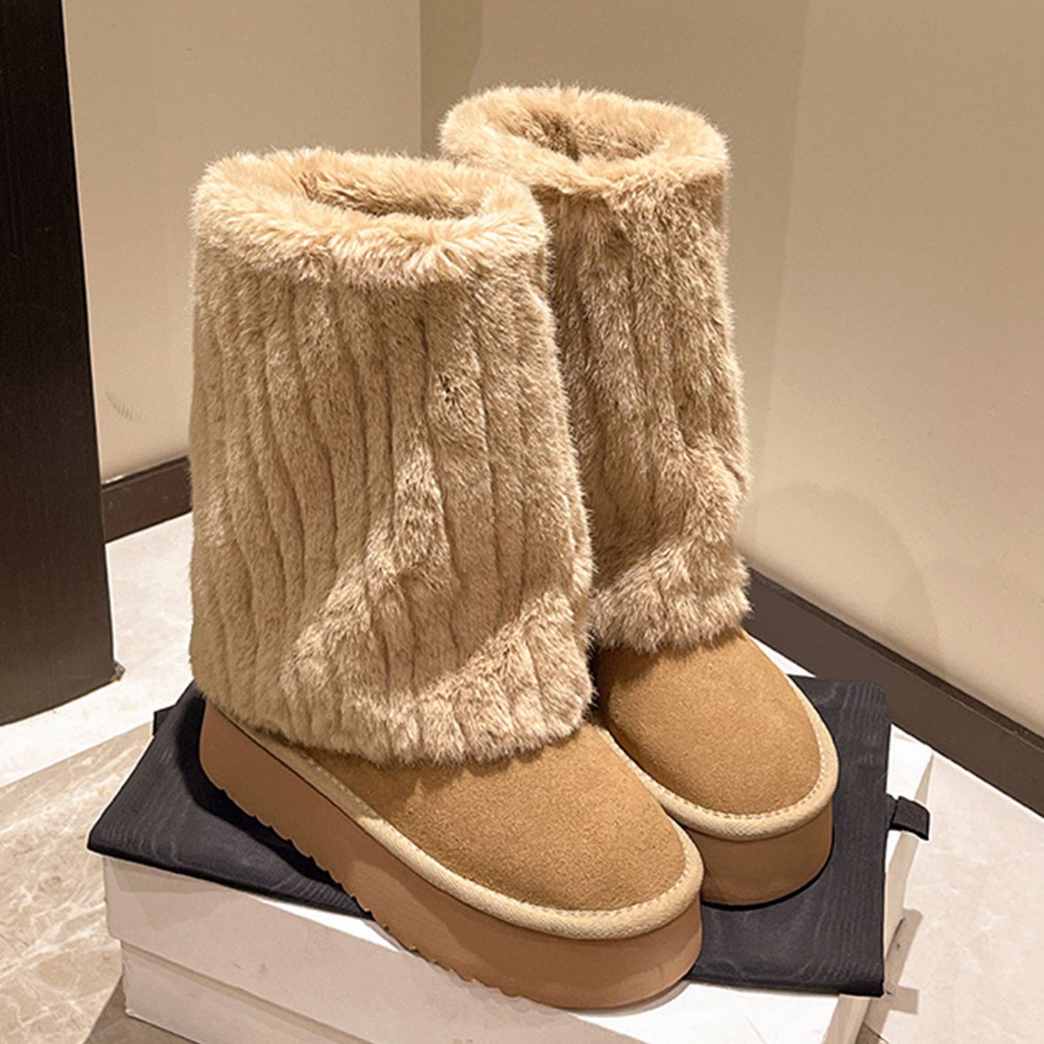 Women's Fuzzy Fleece Boots 5