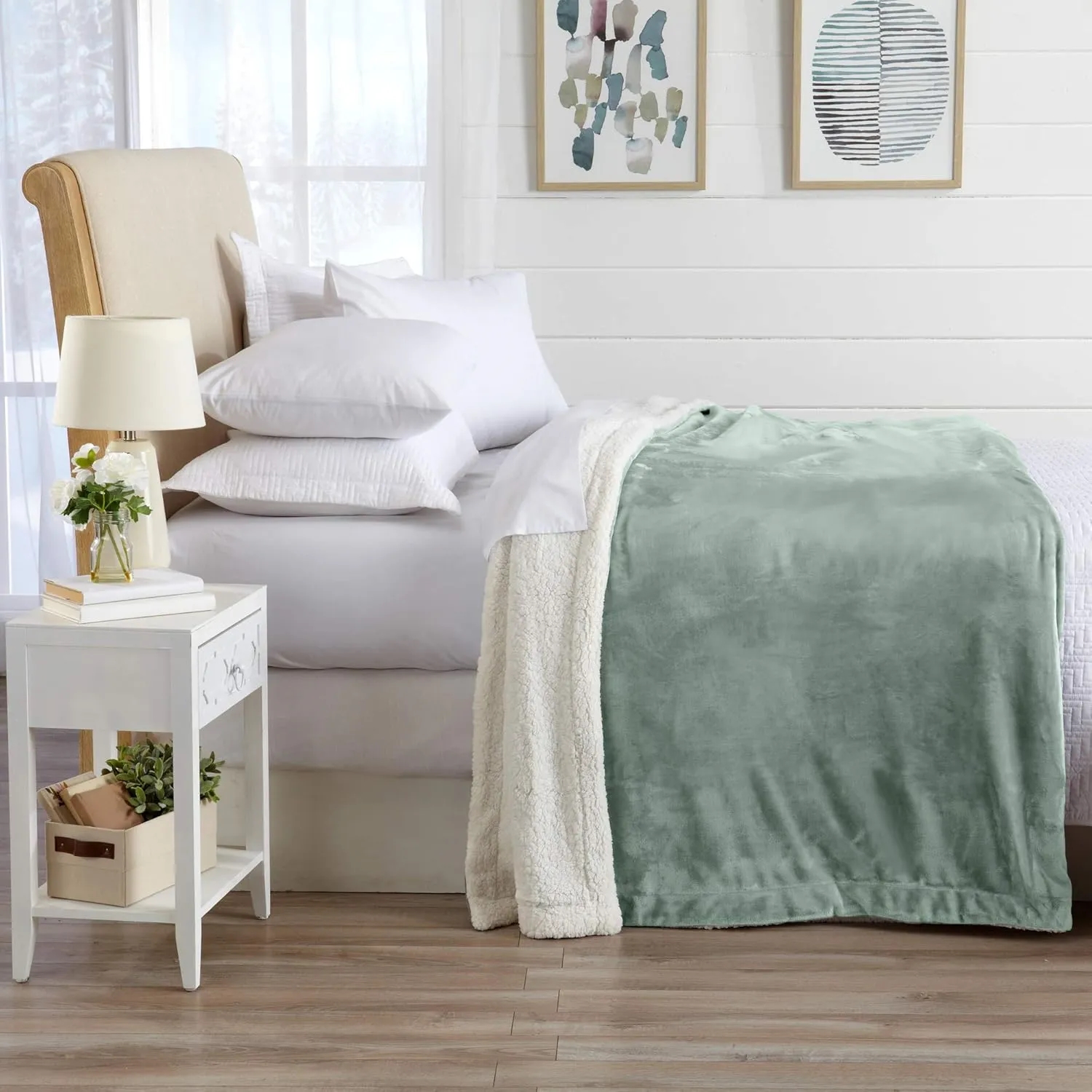 63" x 51" Sherpa Blanket 5