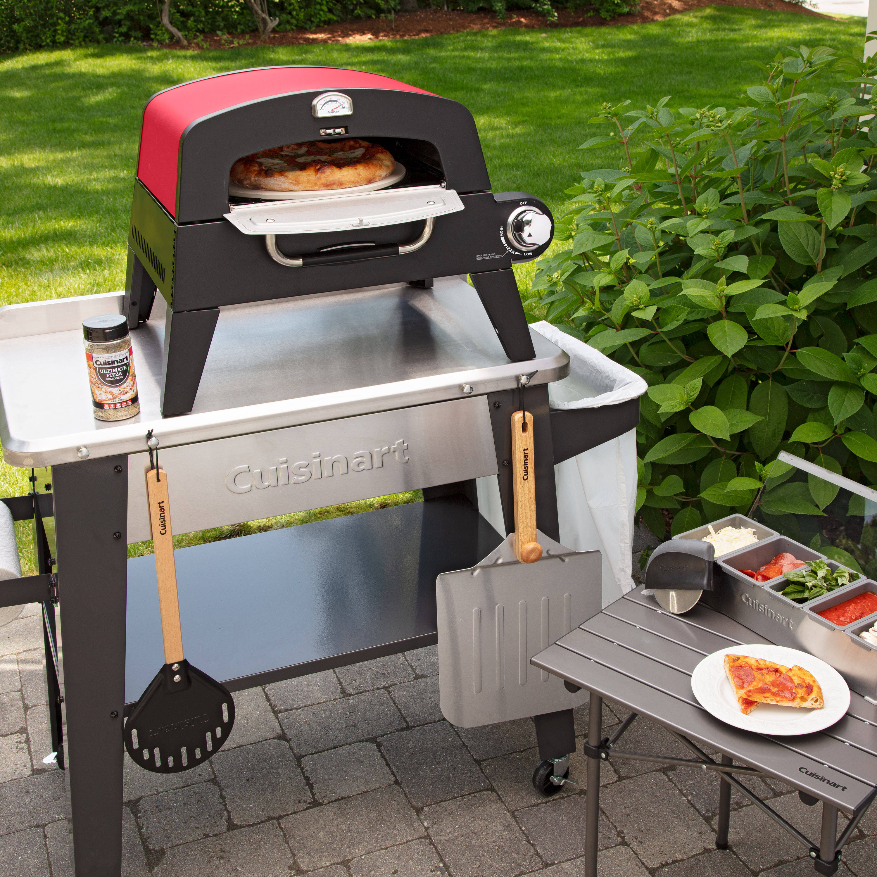 Cuisinart Outdoors® Pizza Oven 2