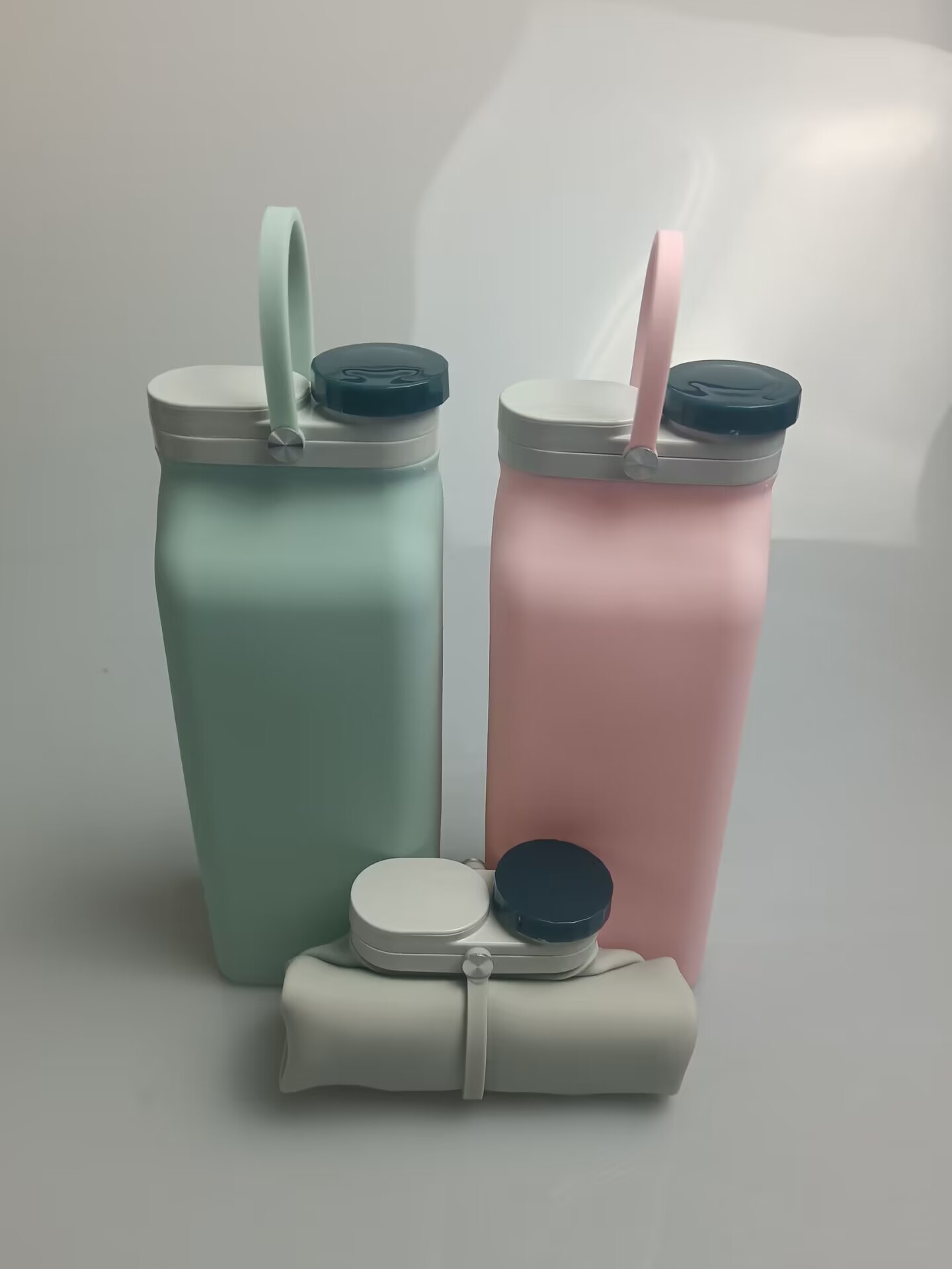 Collapsible Water Bottle 20 oz 3