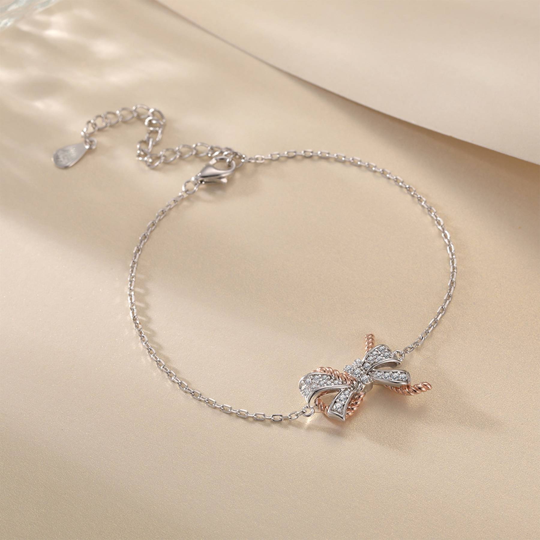 Silver Fashion bow bracelet 2