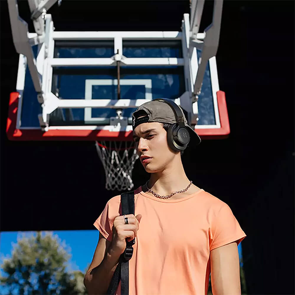 JBL Tune 720BT Wireless Over-Ear Headphones 11