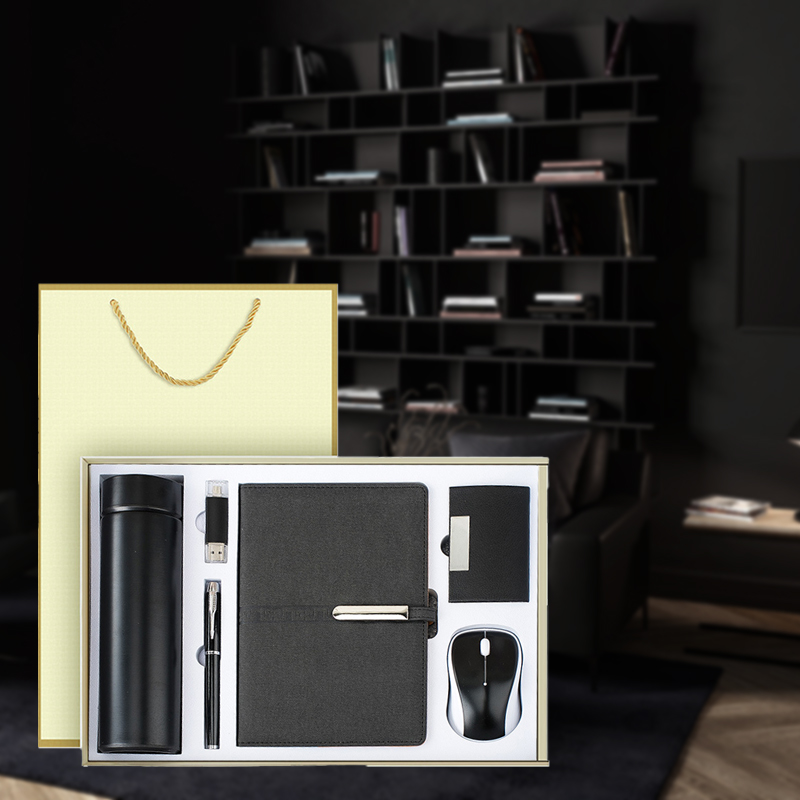 Executive Tech & Notebook Gift Box 17