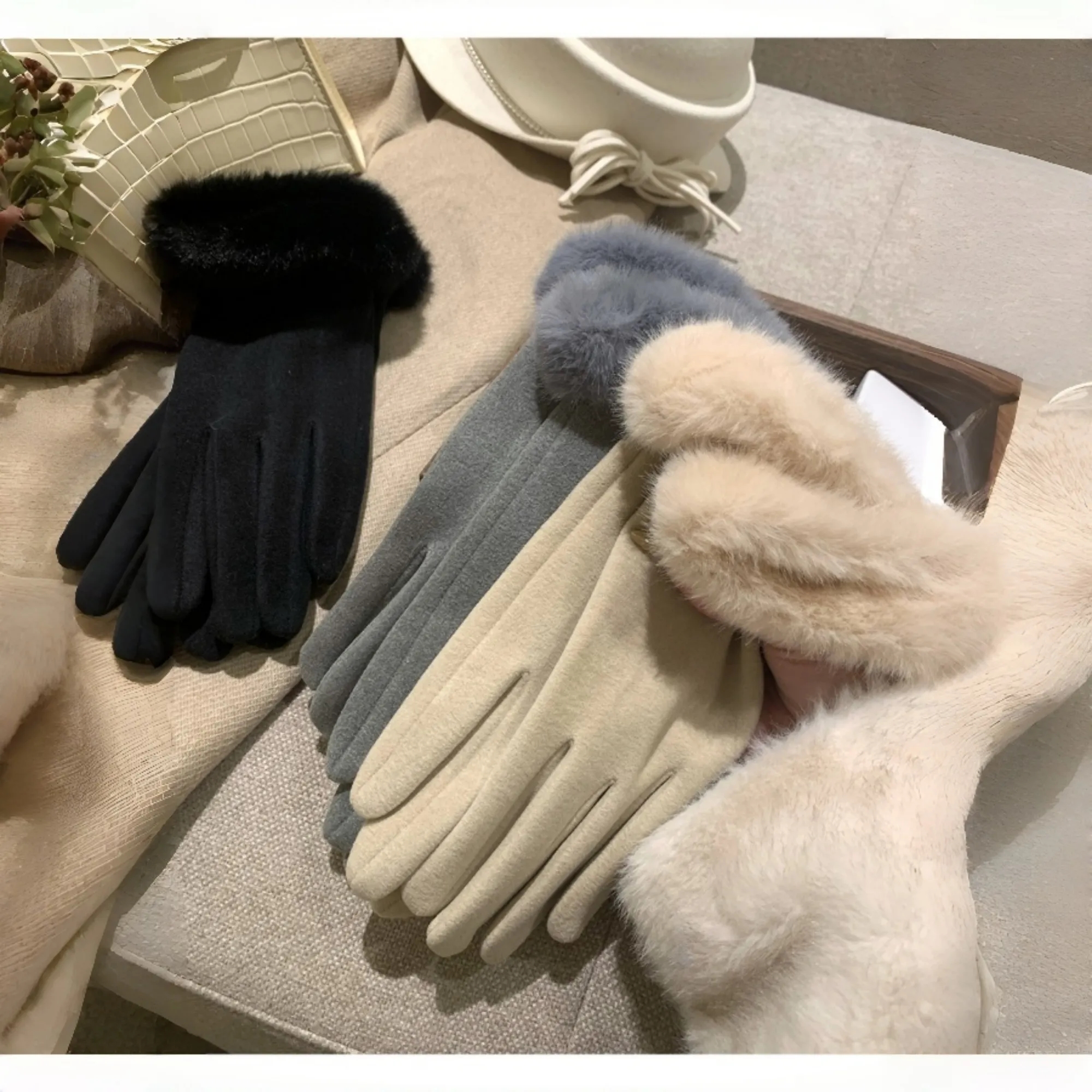 Touchscreen Winter Driving Gloves 4