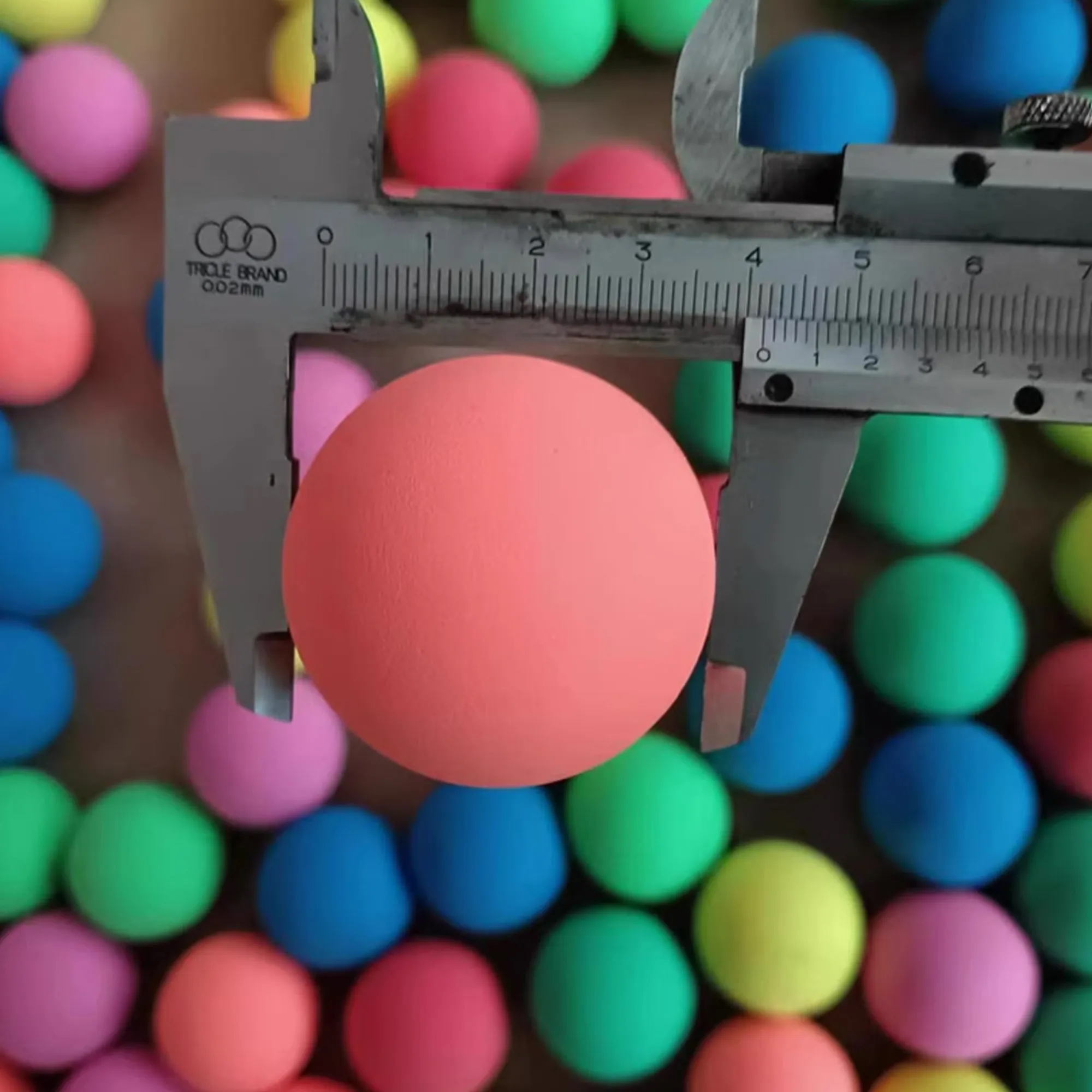 Bouncy Balls 5