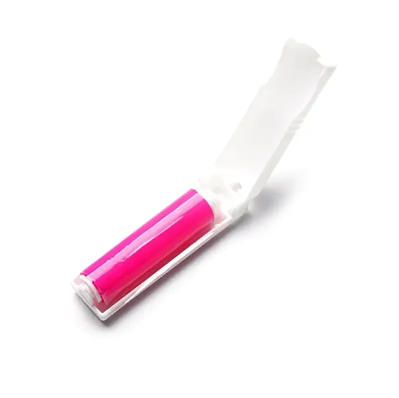 Foldable Lint Roller 4