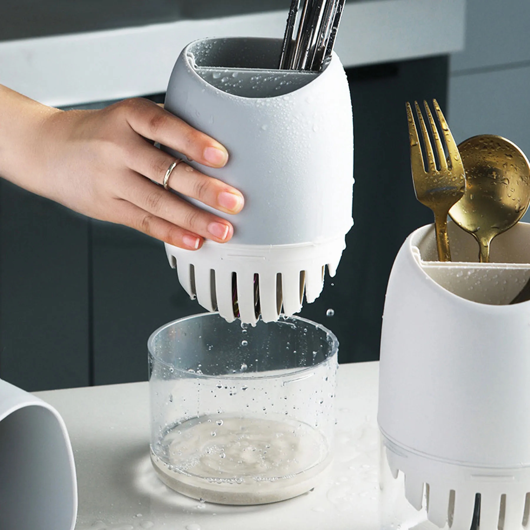 Double Grid Drainage Tableware Storage Cylinder 3