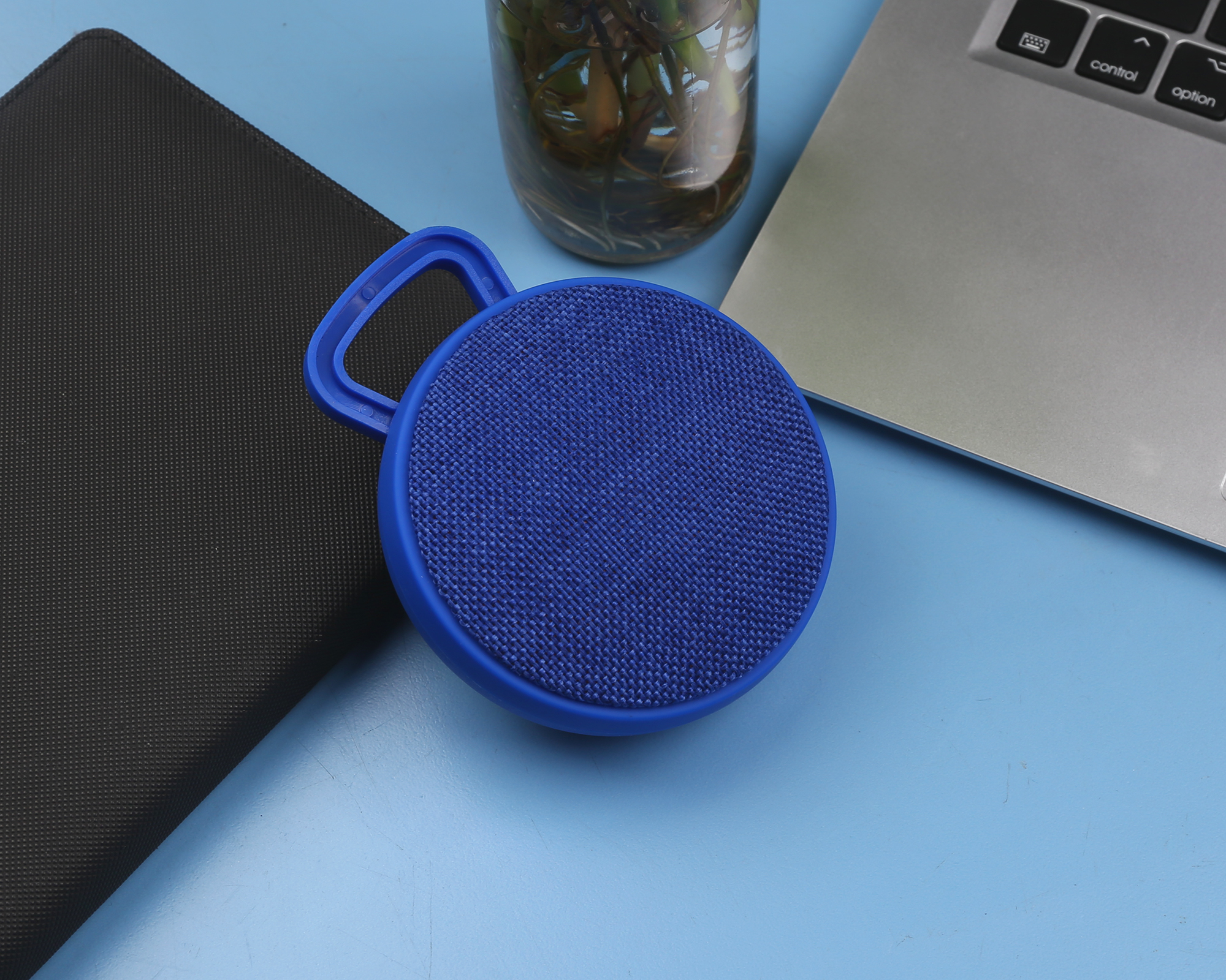 Round Fabric Wireless Bluetooth Speaker with Carabiner 6