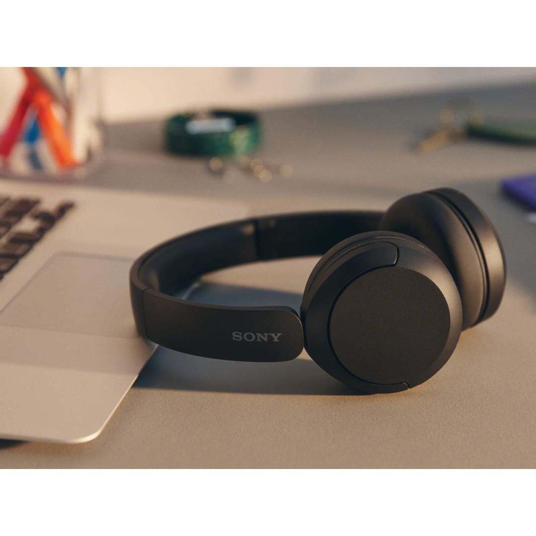 Sony WH-CH520 Wireless Headphones with Microphone 50