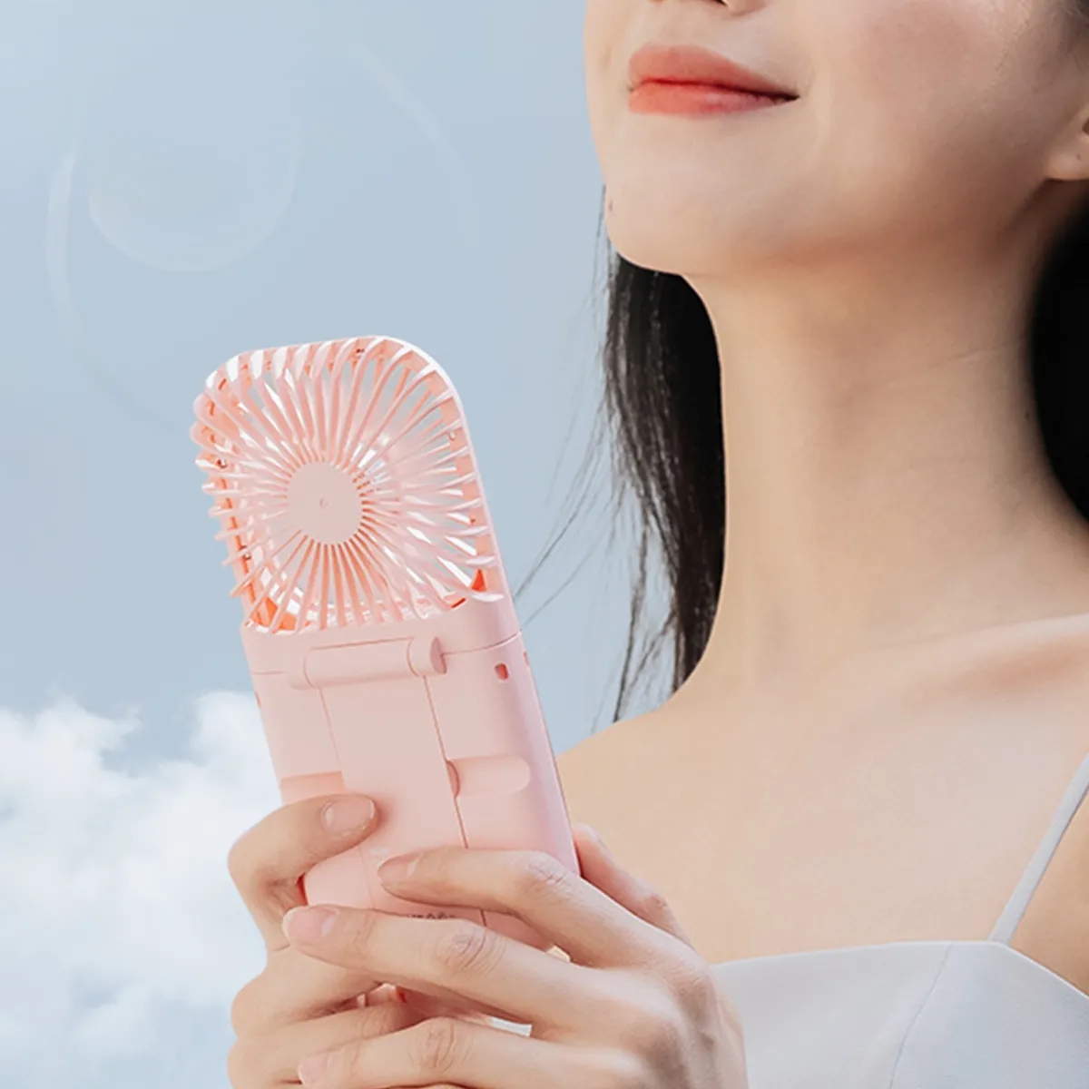 Portable Mini Fan Small Battery Powered Removable Neck Strap 10