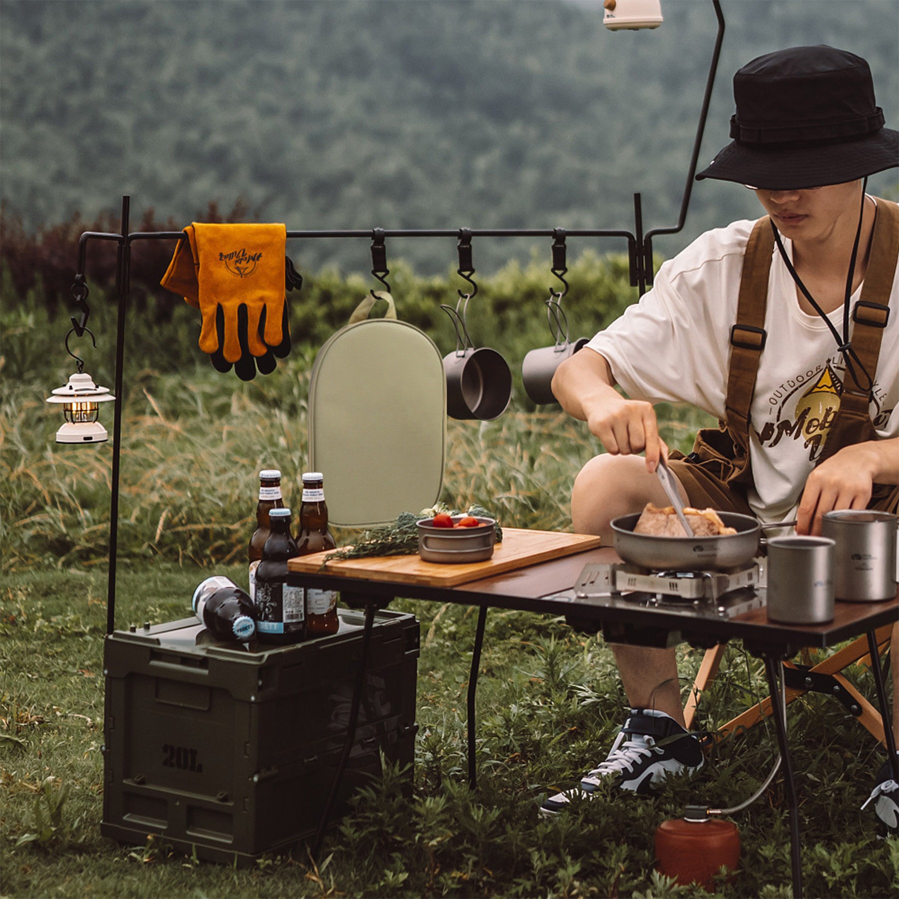 Outdoor Cookware Organizer 1