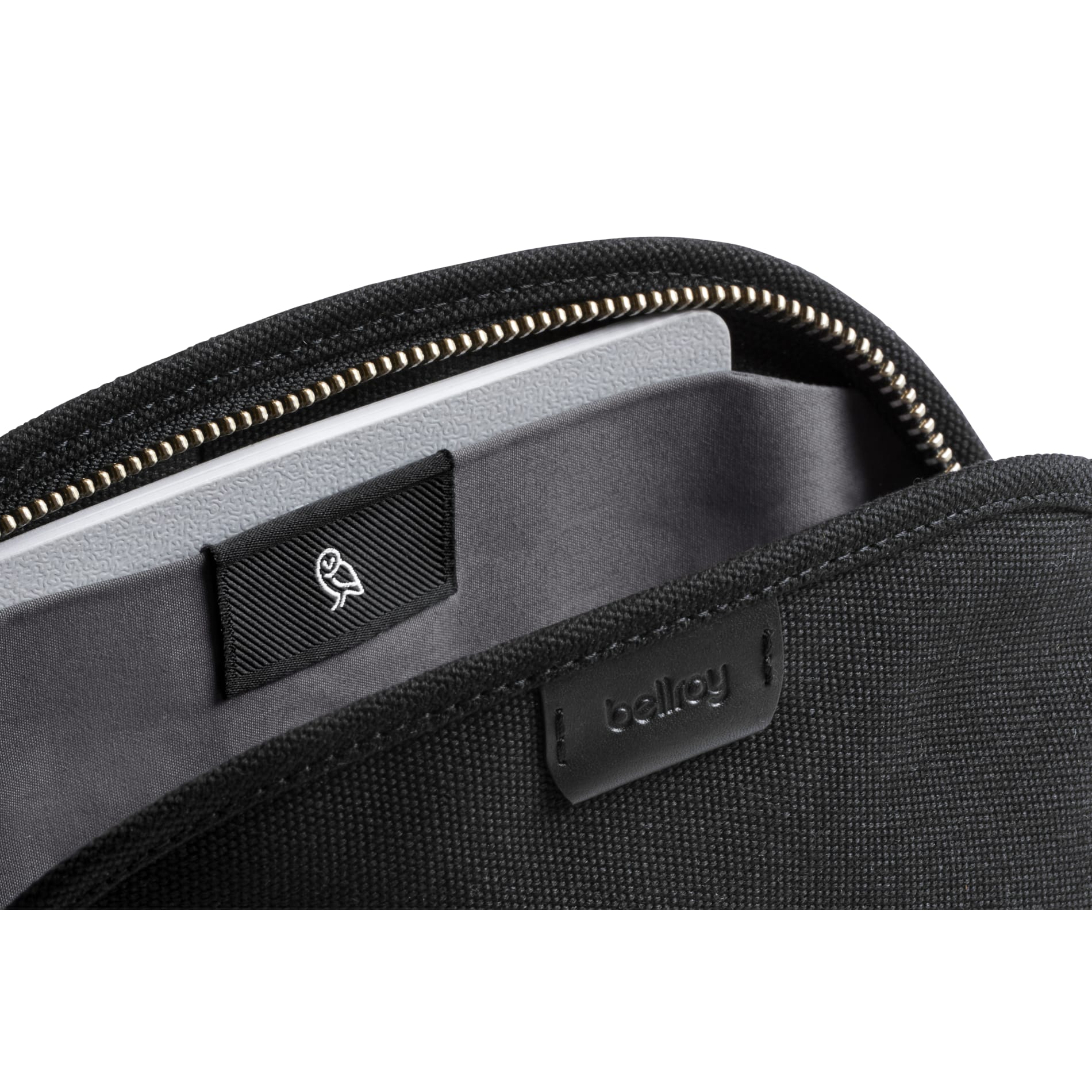 Bellroy Classic Pouch 26