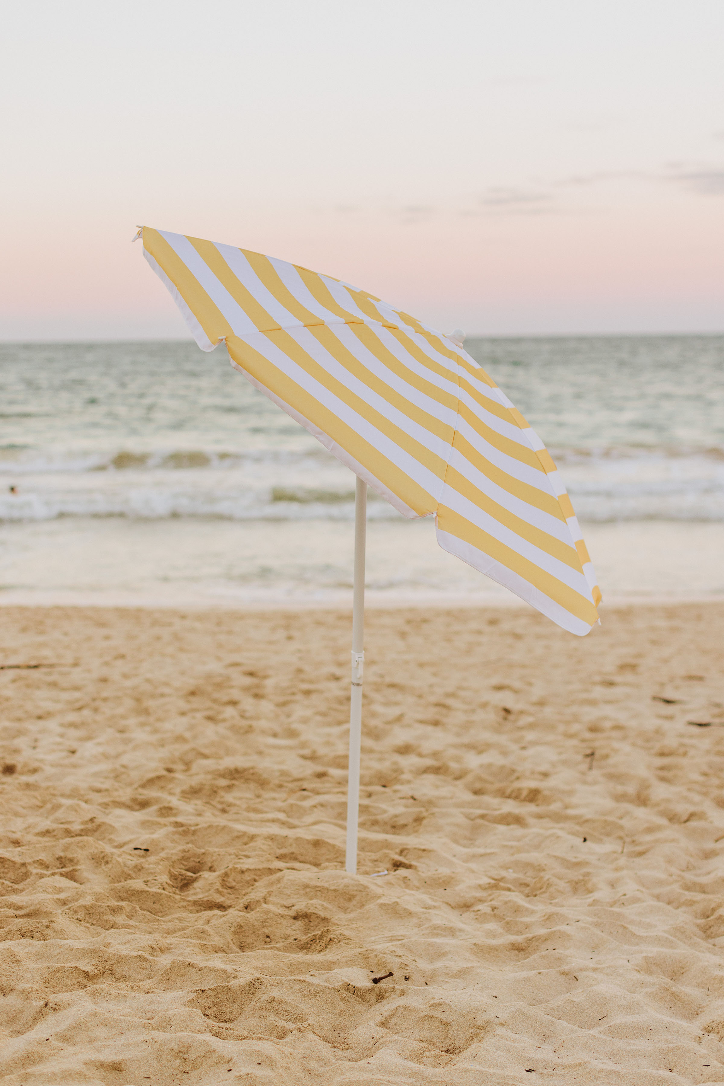 5.5 Ft. Portable Beach Umbrella 20