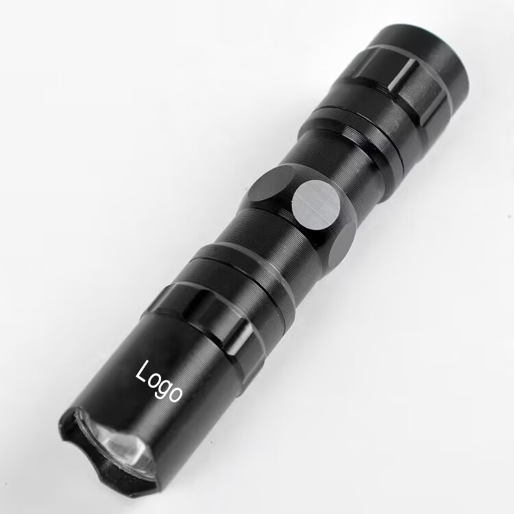 Mini LED Metal Flashlight With Battery 4