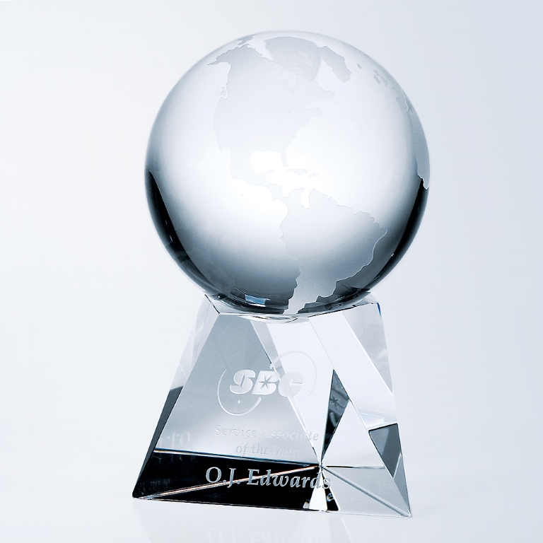 World Globe w/Tri-Base Optic Crystal Award - Large