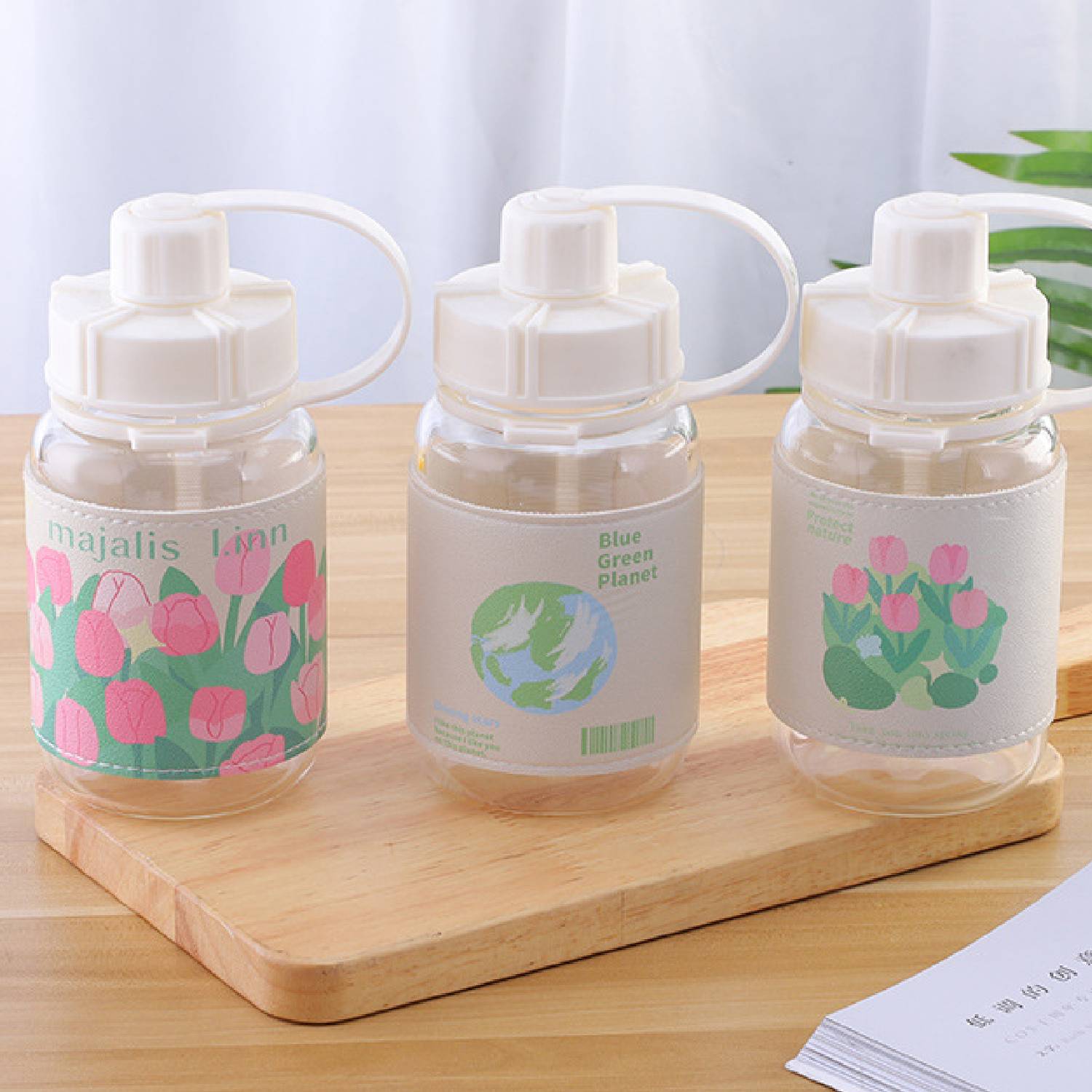 Single-layer glass water bottle with leather cover 3