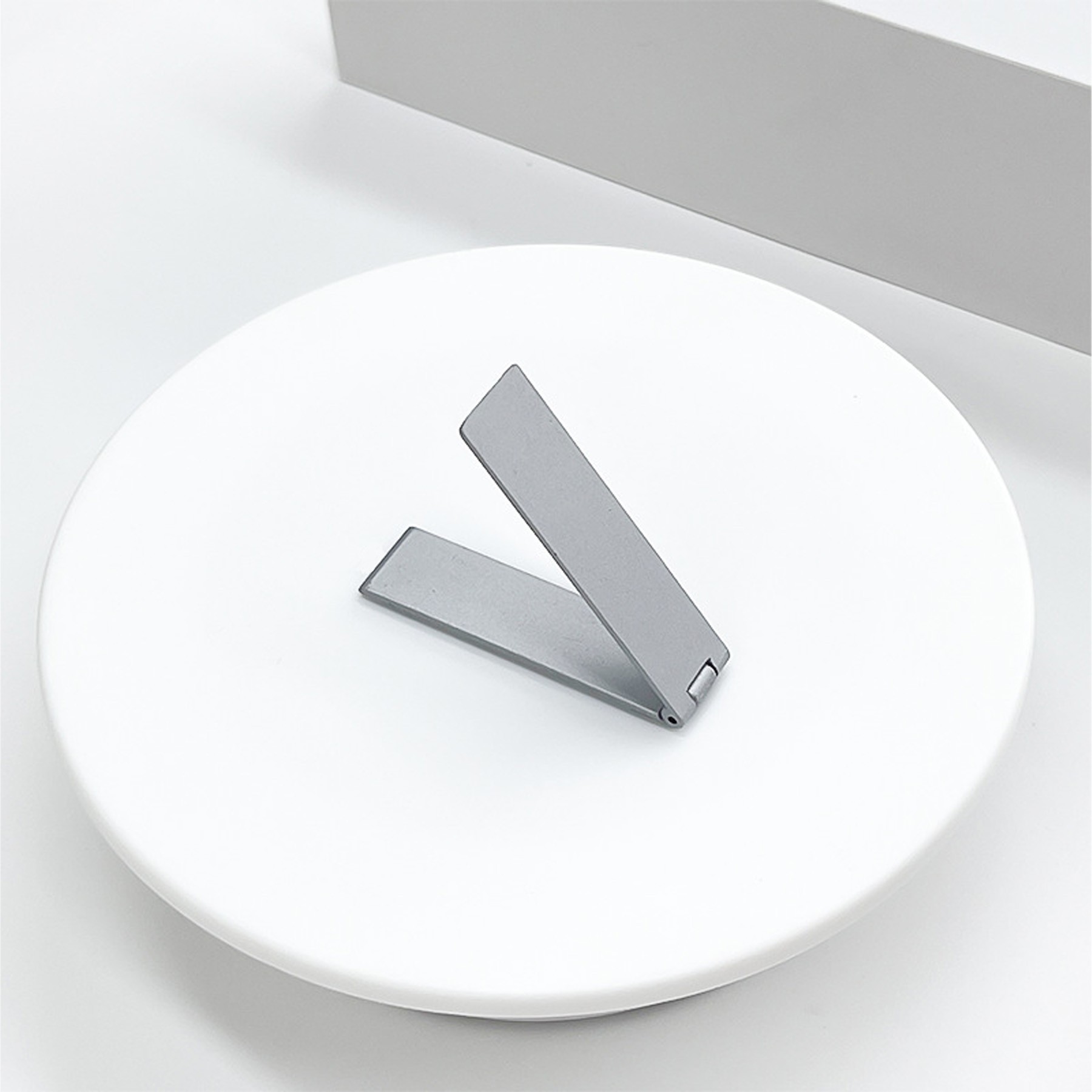 Mini Rectangular Phone Stand 4