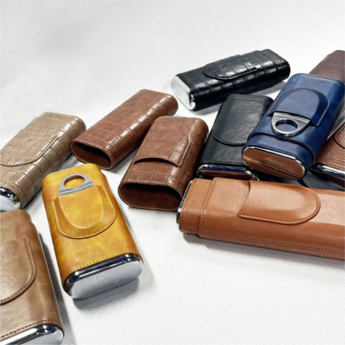Portable Premium Leather Travel Cigar Case With Cutter 2