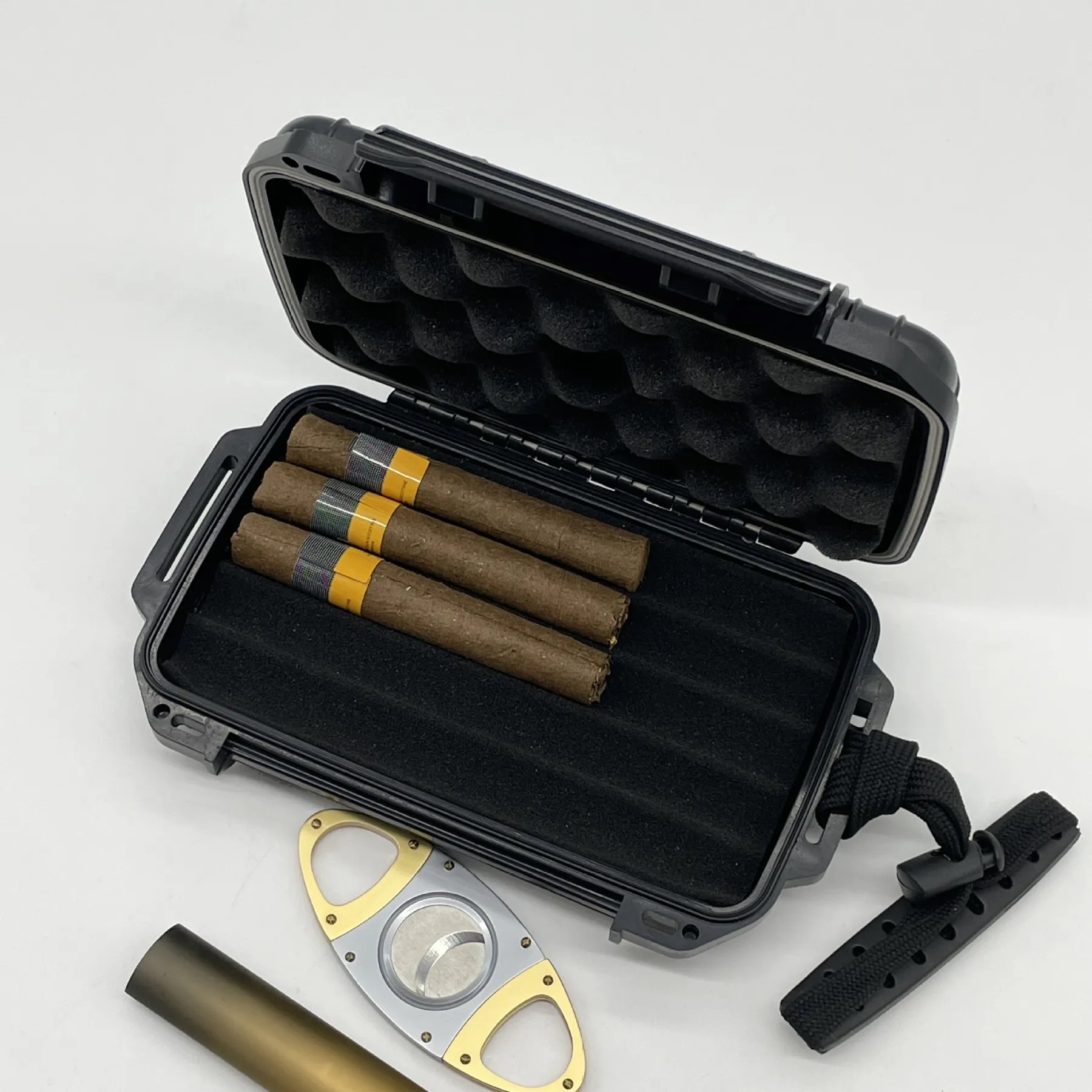 X-2001 Waterproof Cigar Protective Box 2