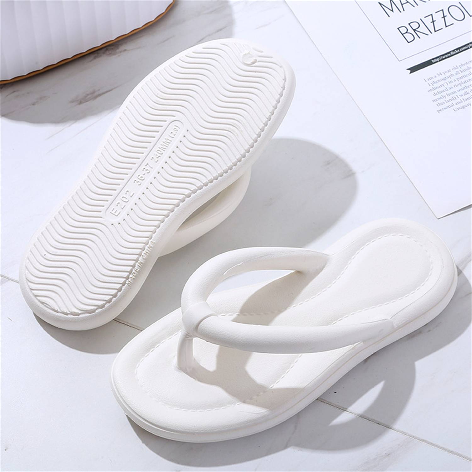 Woman's Flip Flops Sandals Slippers 4