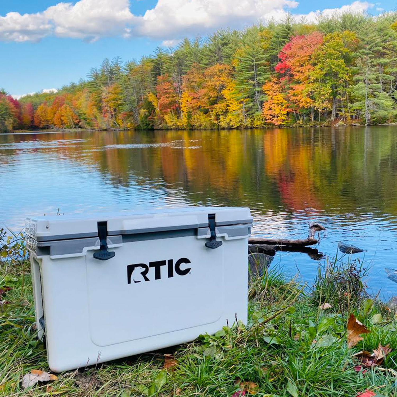 52 QT RTIC® Insulated Ultra-Light Cooler Ice Chest (27.25" x 17") 5