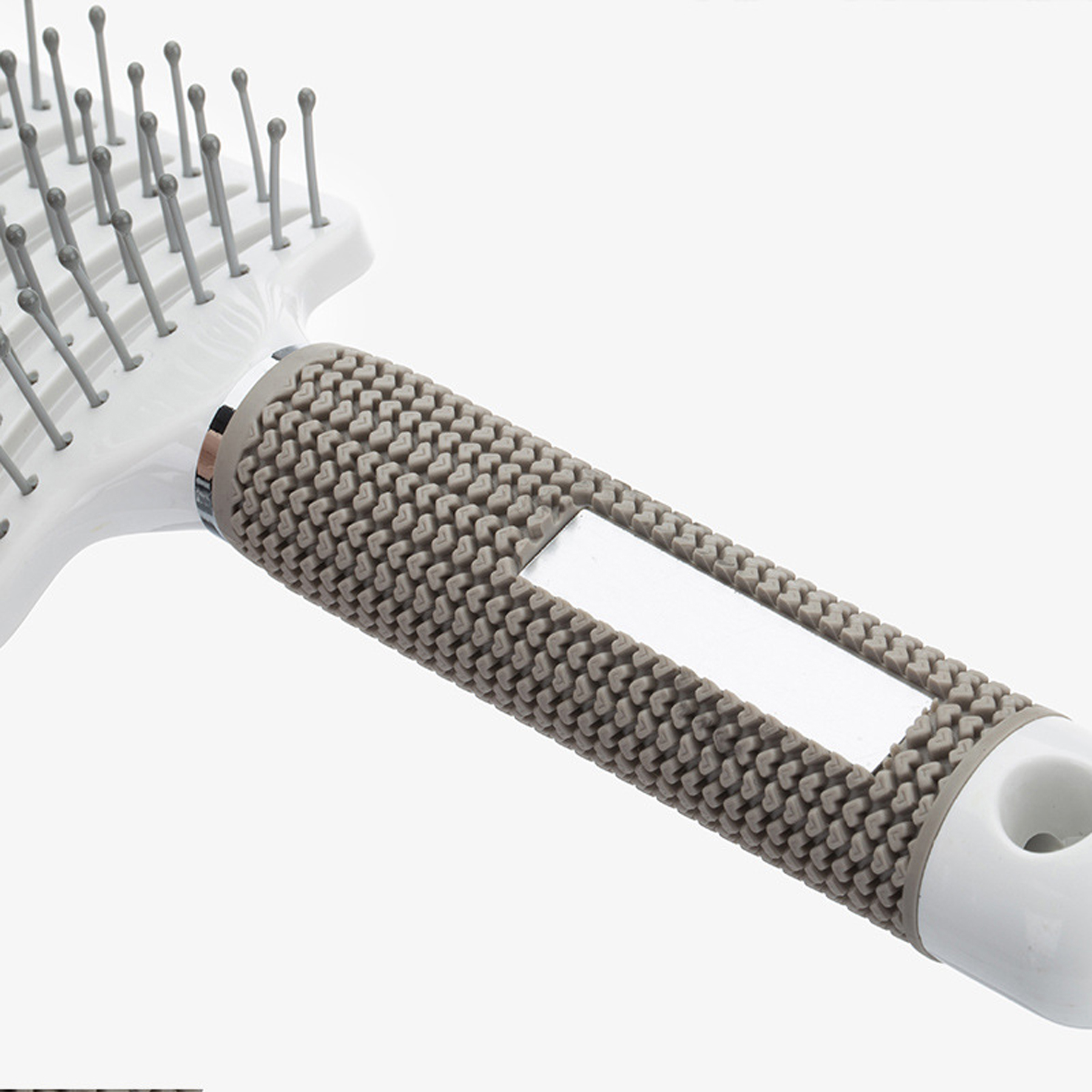 Curved Vented Detangling Brush 3