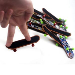 Customizable Mini Finger Skateboard Toys 9