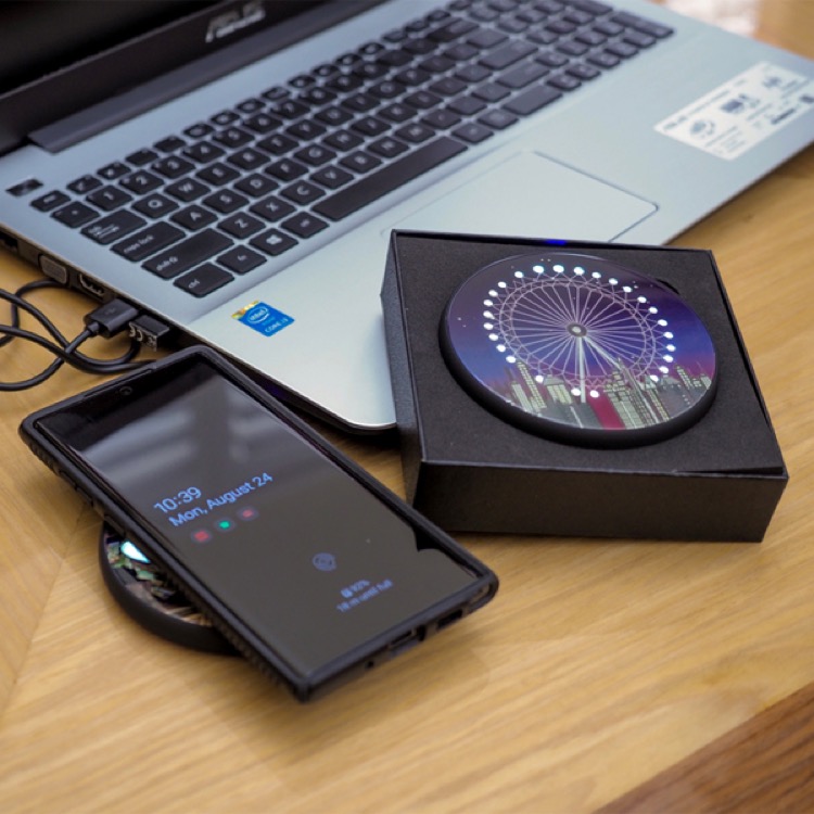 Logo Bright Glass Wireless Charger with Gift Box 4