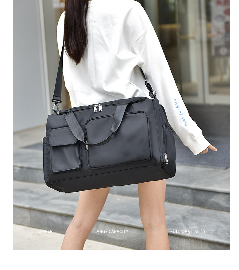 Large Capacity Folding Travel Bag For Men And Women 13