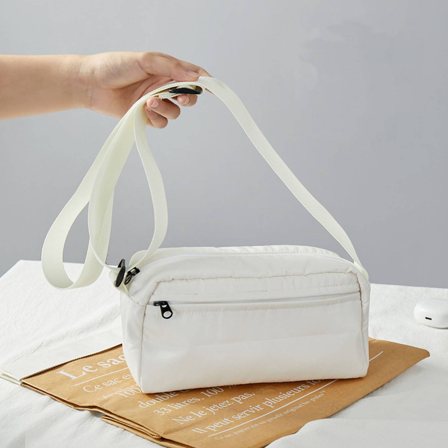 Lightweight Polyester Crossbody Bag 8