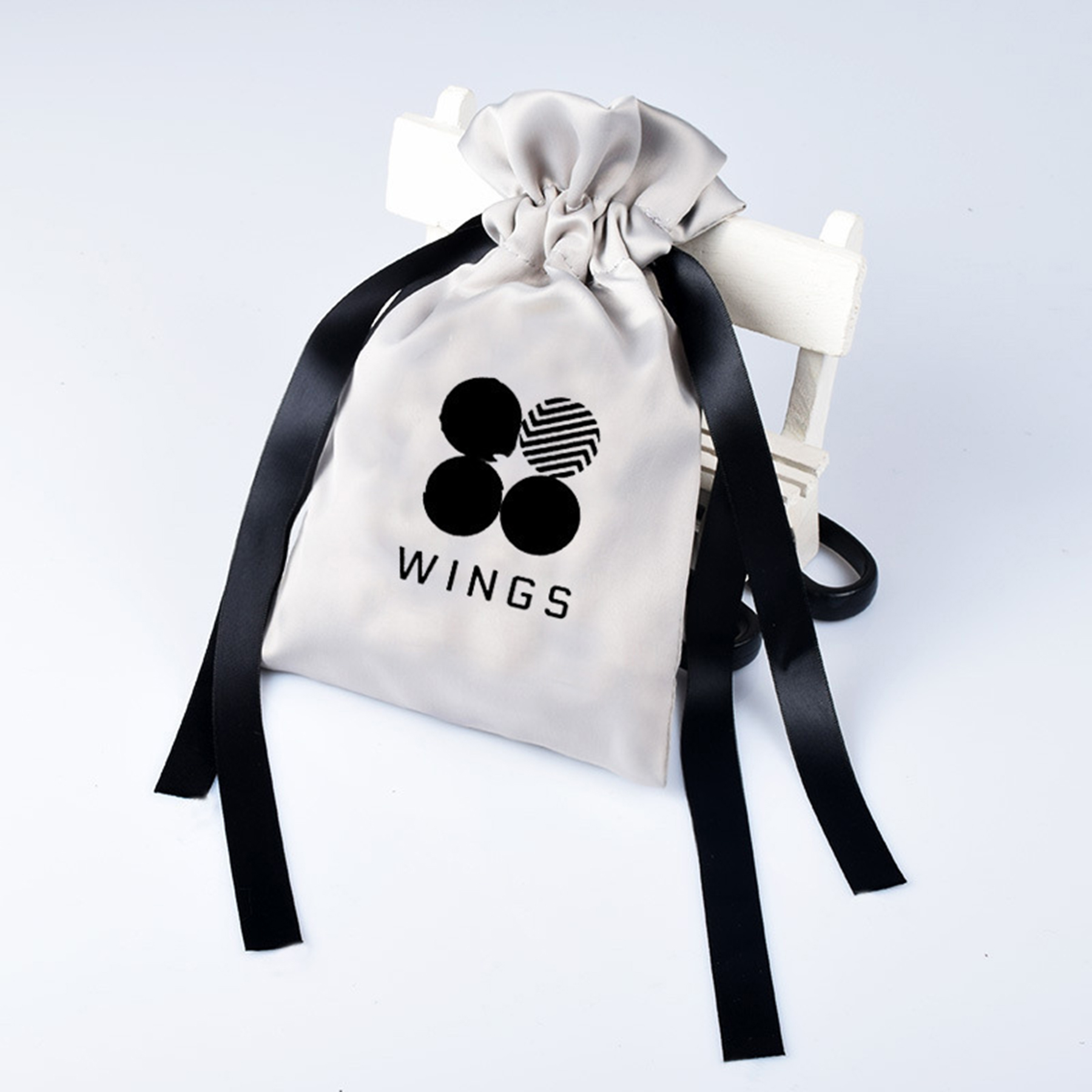 Best Velvet Bags With Drawstring 4
