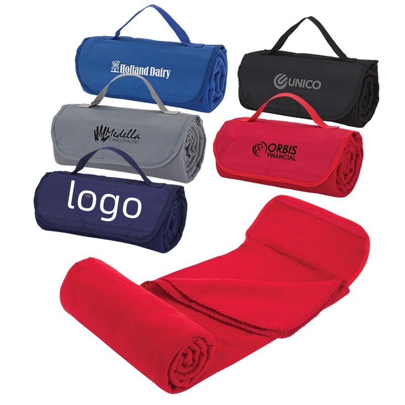 Fairdale Roll-Up Blanket 2