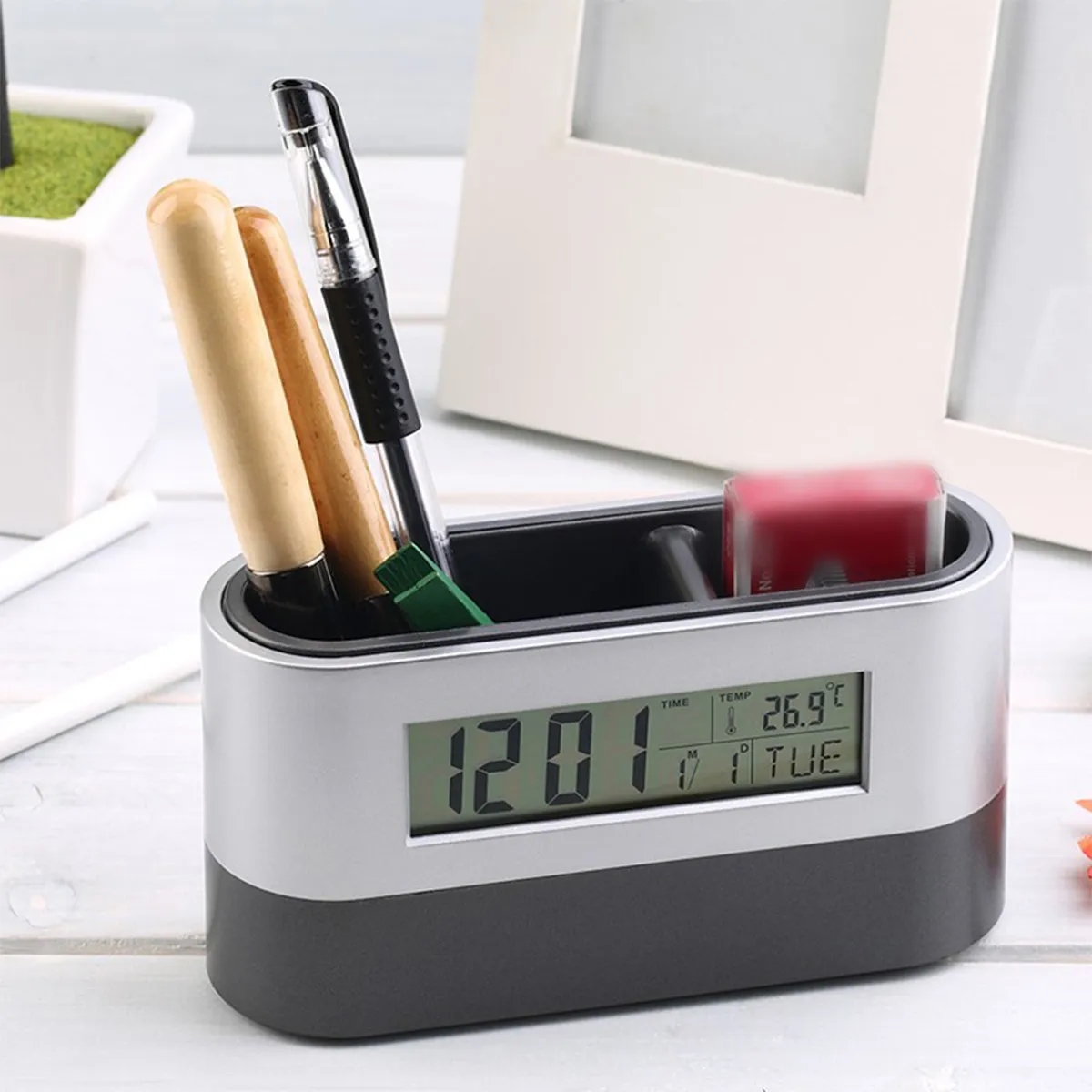 Multifunctional Pen Holder With Alarm Clock And Calendar 11