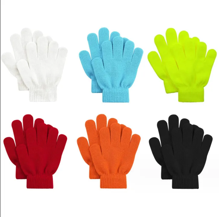 Customized Warm Knitted Gloves 4