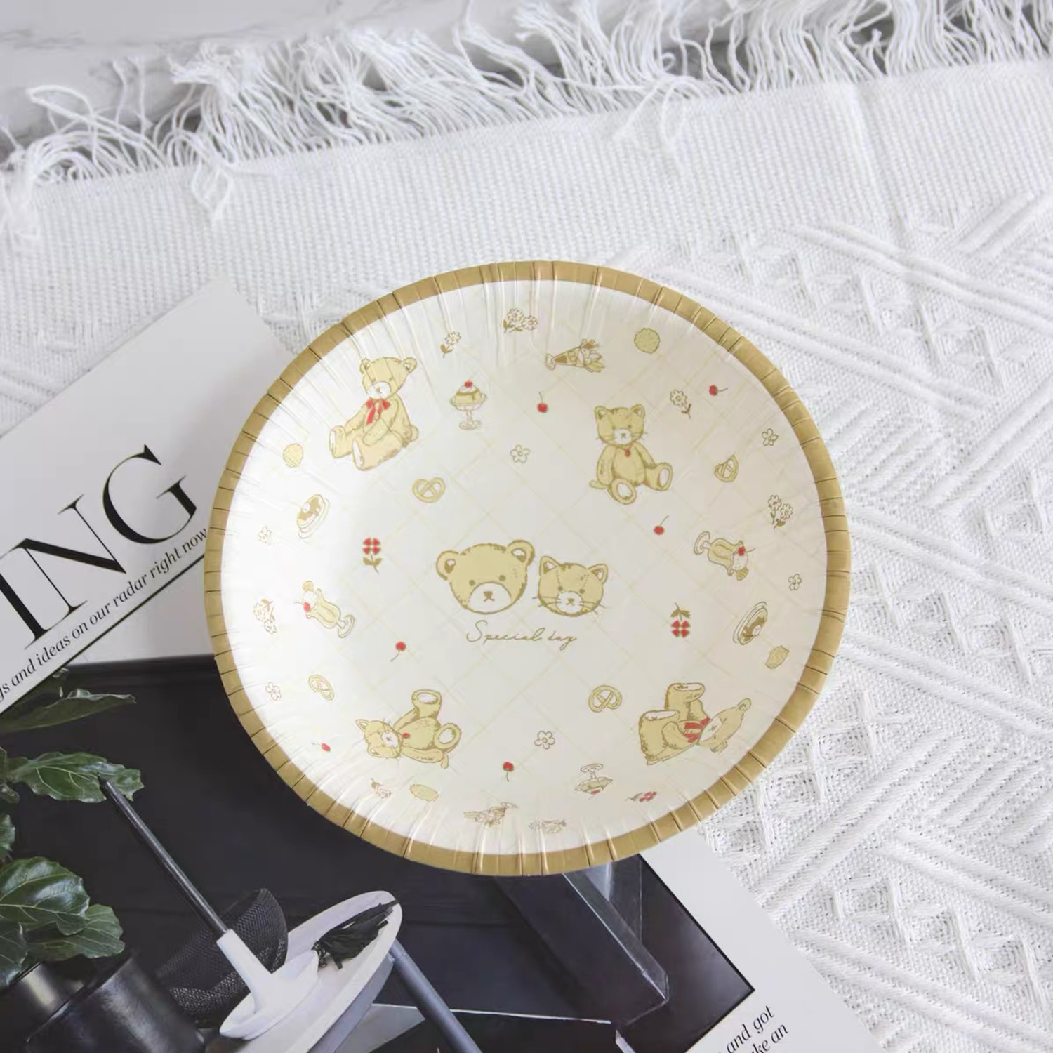Disposable Paper Plates 6