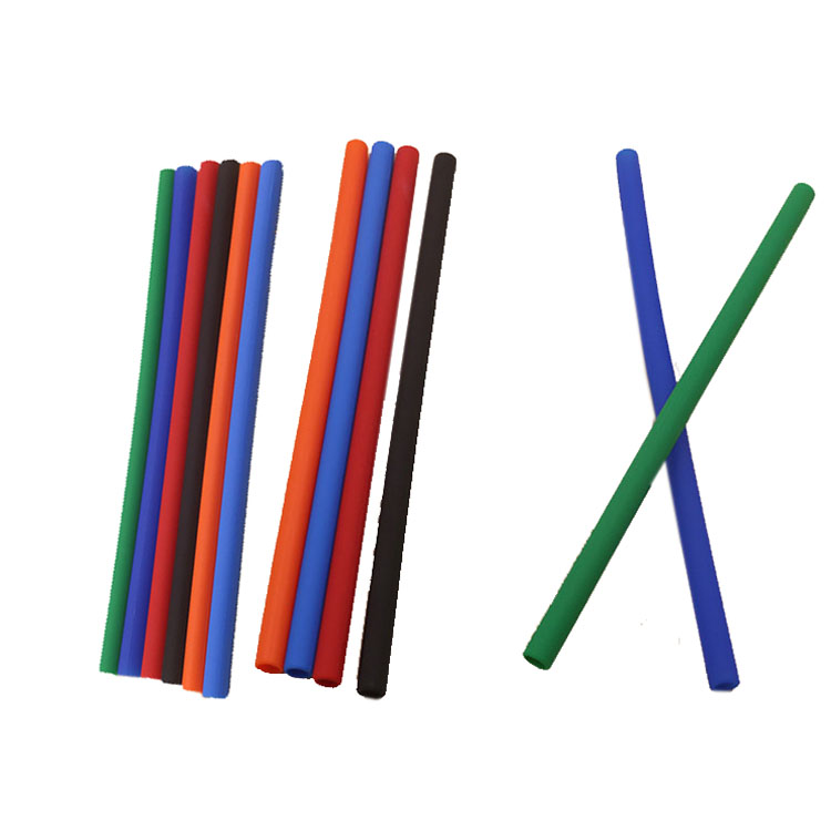 Reusable Silicone Drinking Straw with 1 Cleaning Brush 2