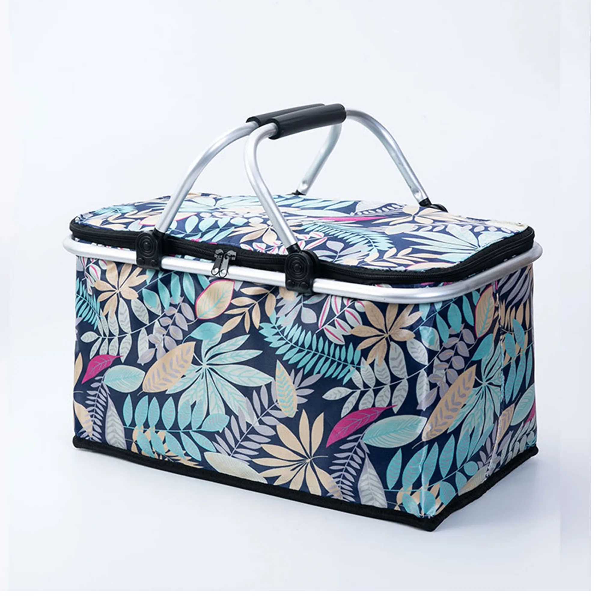 Checkered Picnic Basket 5