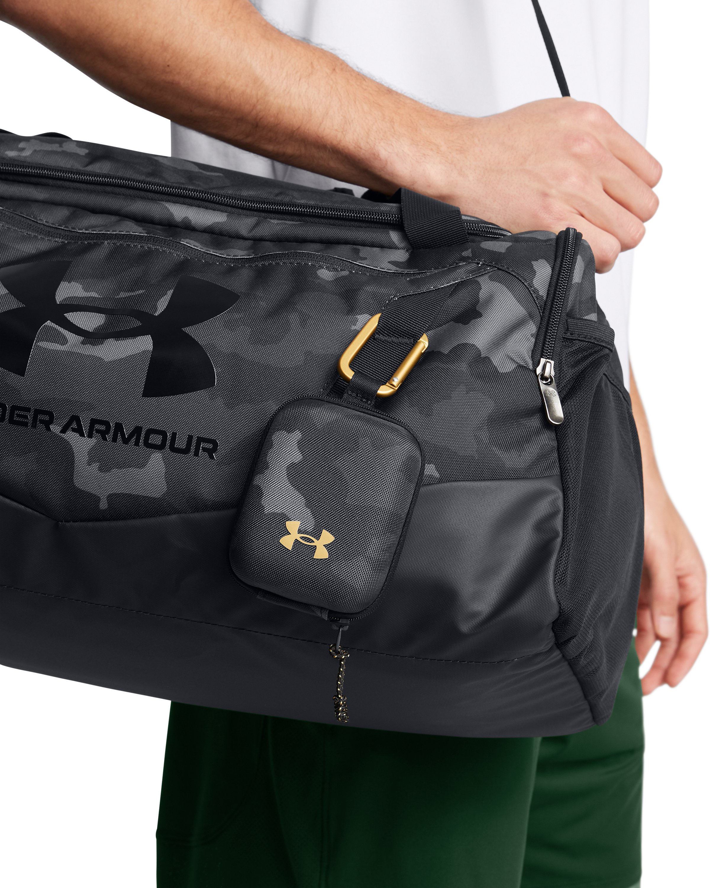 UA Contain Micro Case 17